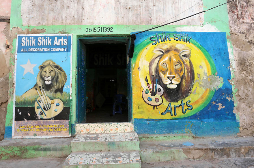 In Somalia, shop fronts are painted in such a way that illiterate residents can easily understand what they are selling there. - My, Somalia, Longpost, Street art, Artist