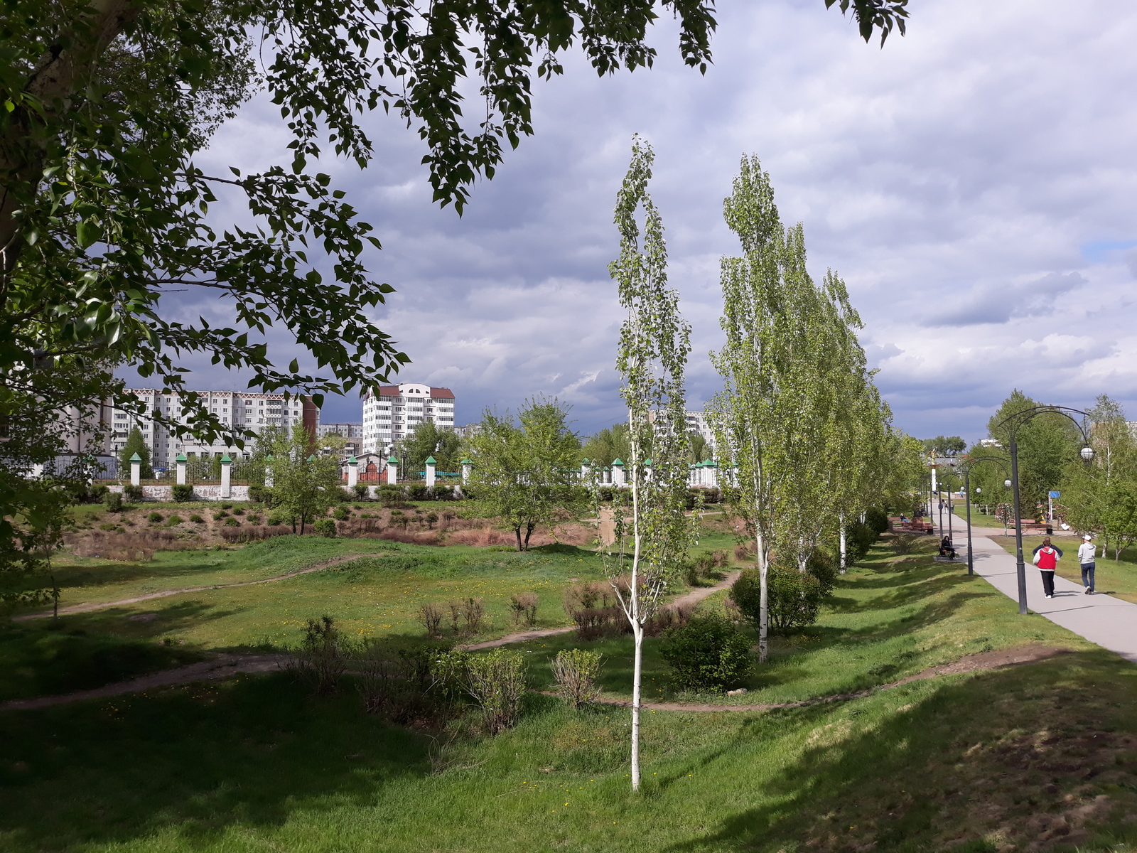 Clouds and sunlight is a good combination, Preobrazhensky park of the city of Abakan. - My, Beginning photographer, Abakan, The park, Nature, , , Longpost, The photo