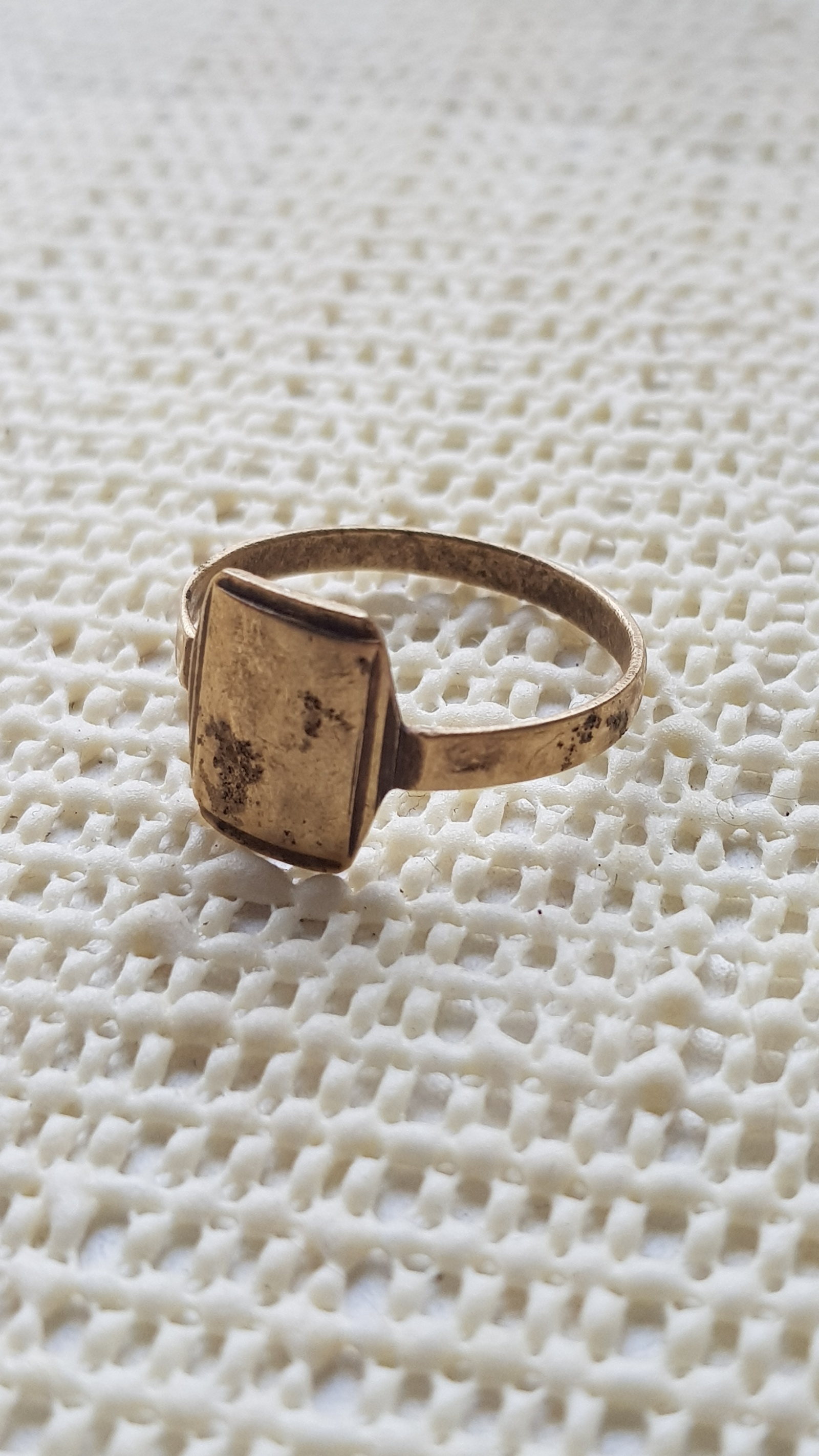 Ring. Help identify. - My, Ring, Golden, Find, Longpost, Found things