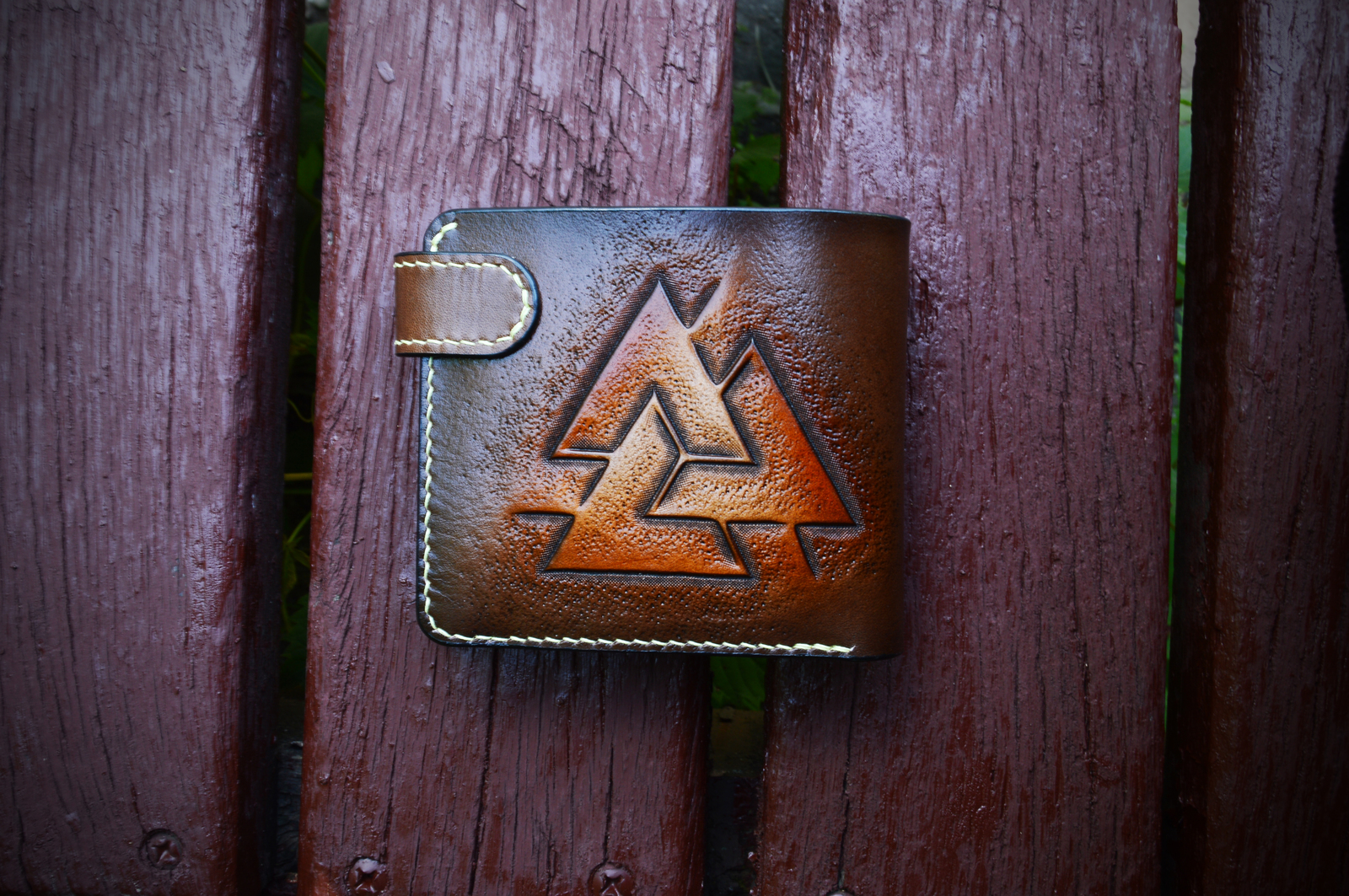 Yggdrasil. Short wallet. - My, Yggdrasil, Valknut, Leather, Embossing on leather, Wallet, Longpost