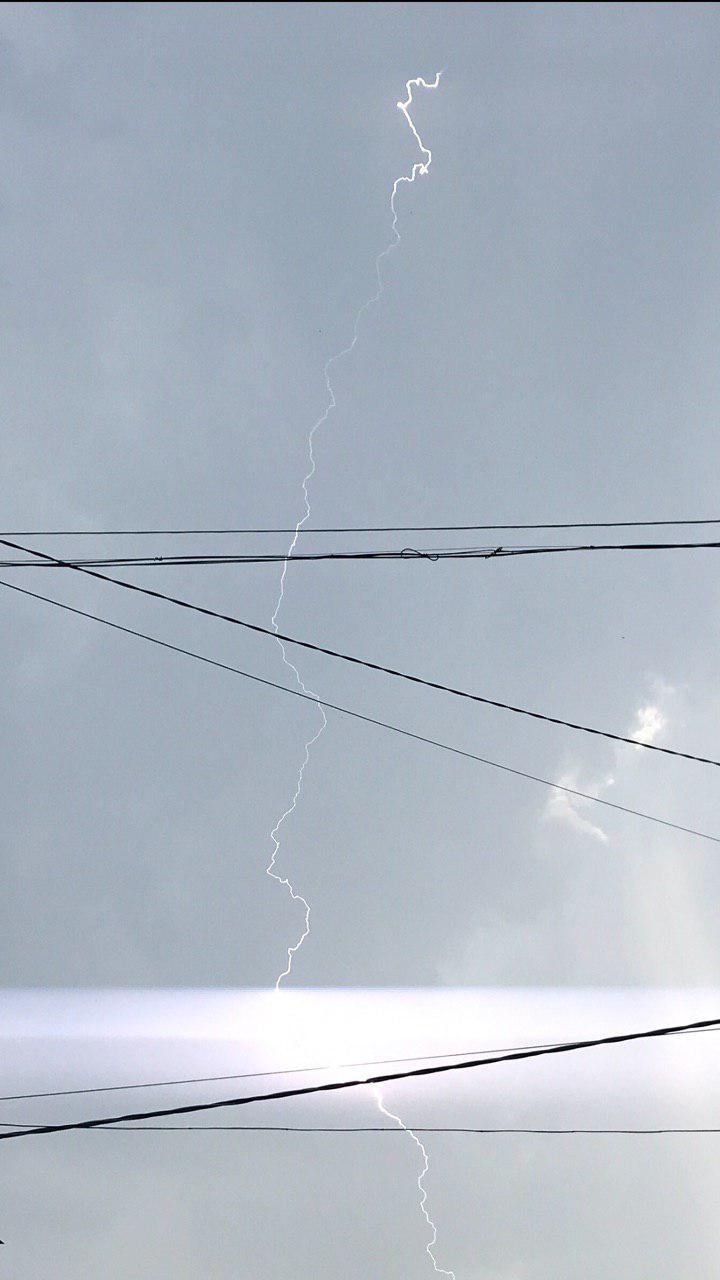 Lightning filmed on the phone - My, Lightning, Element, Thunderstorm, Longpost