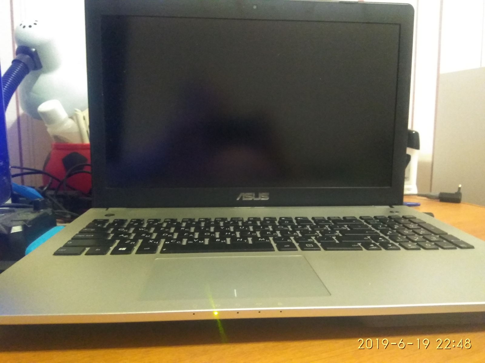 ASUS N56v laptop won't turn off, need help! - Need help with repair, Notebook, Disconnection, , Longpost, Asus