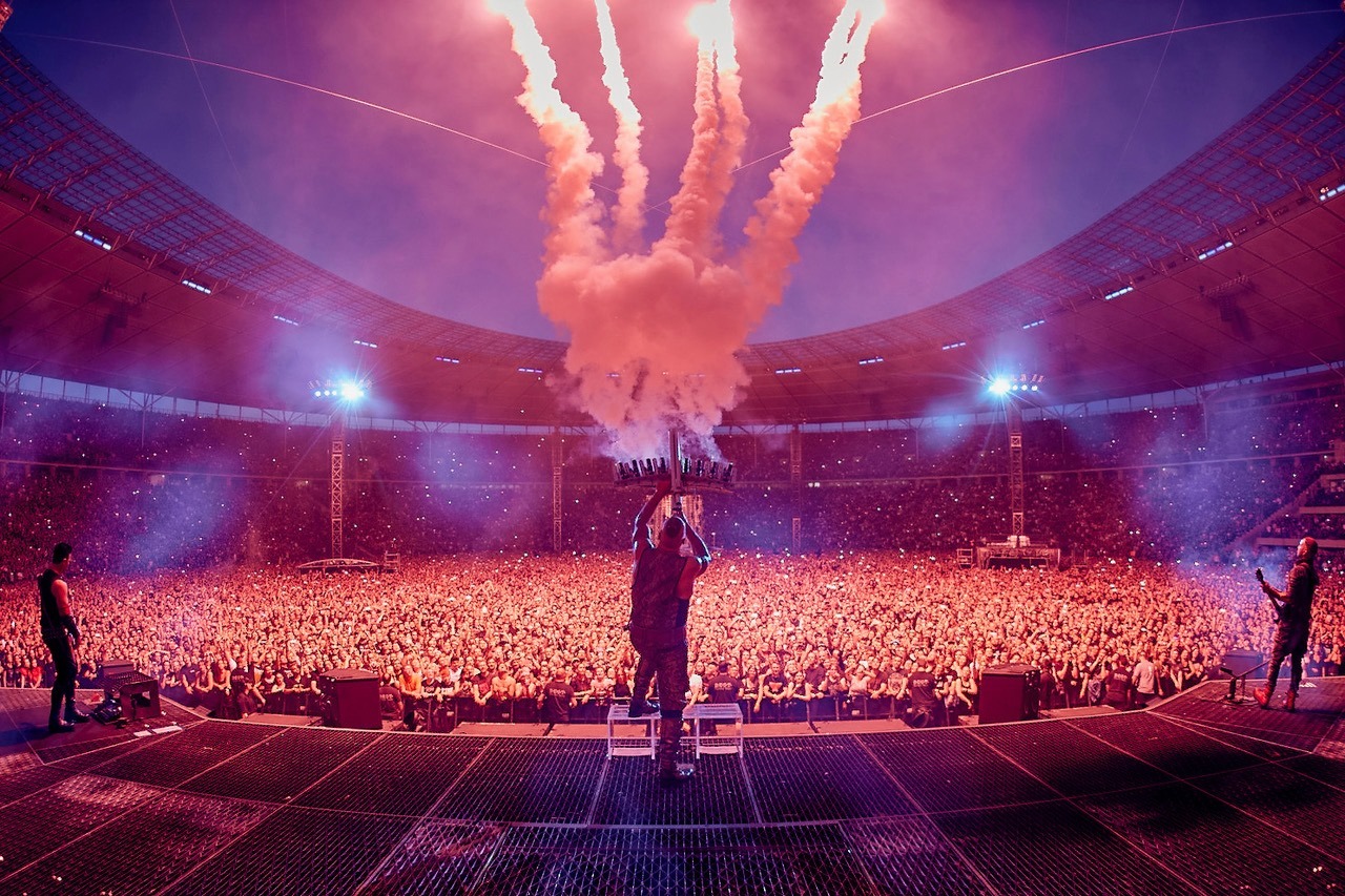 В Берлине активисты требуют отменить концерты Rammstein после секс-скандала