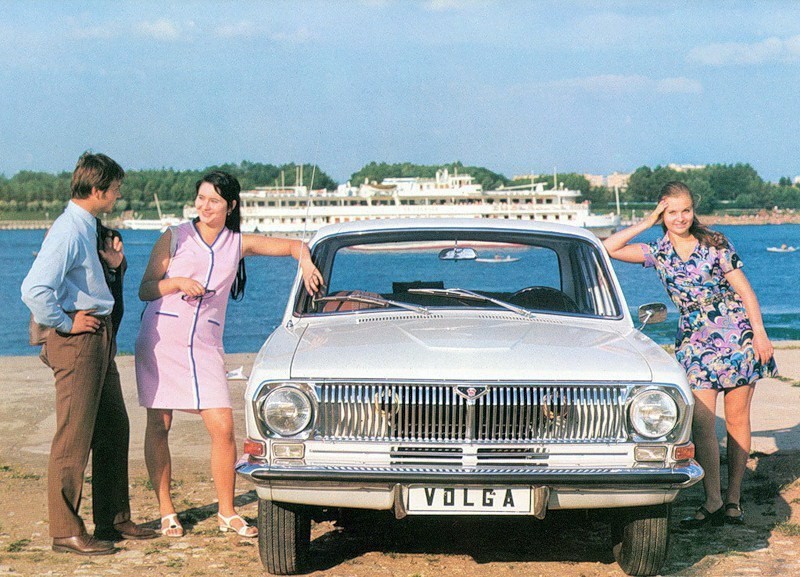 Car Volga GAZ-24 against the backdrop of the Volga River - this is such an advertising creative - the USSR, Story, Volga, Gaz-24, Gaz-24 Volga