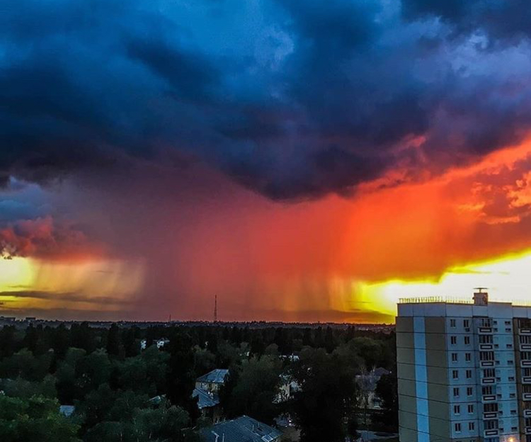 Bomb sunset in Lipetsk - The photo, Sunset, Lipetsk, Rain