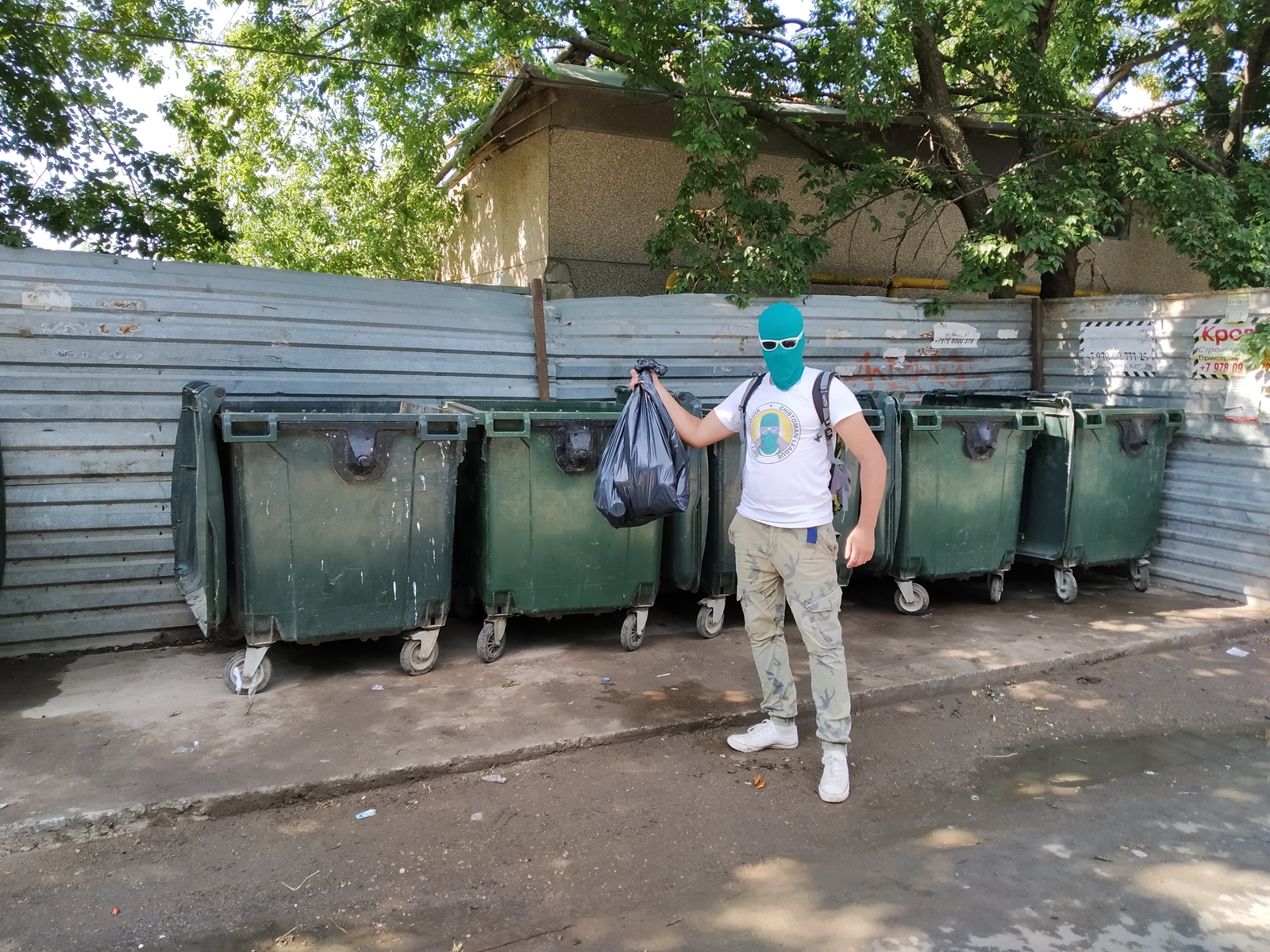 Removed 800 liters of garbage from the beach for those people who call themselves tourists. - My, Chistoman, Crimea, Nikolaevka, Beach, Garbage, Туристы, Longpost