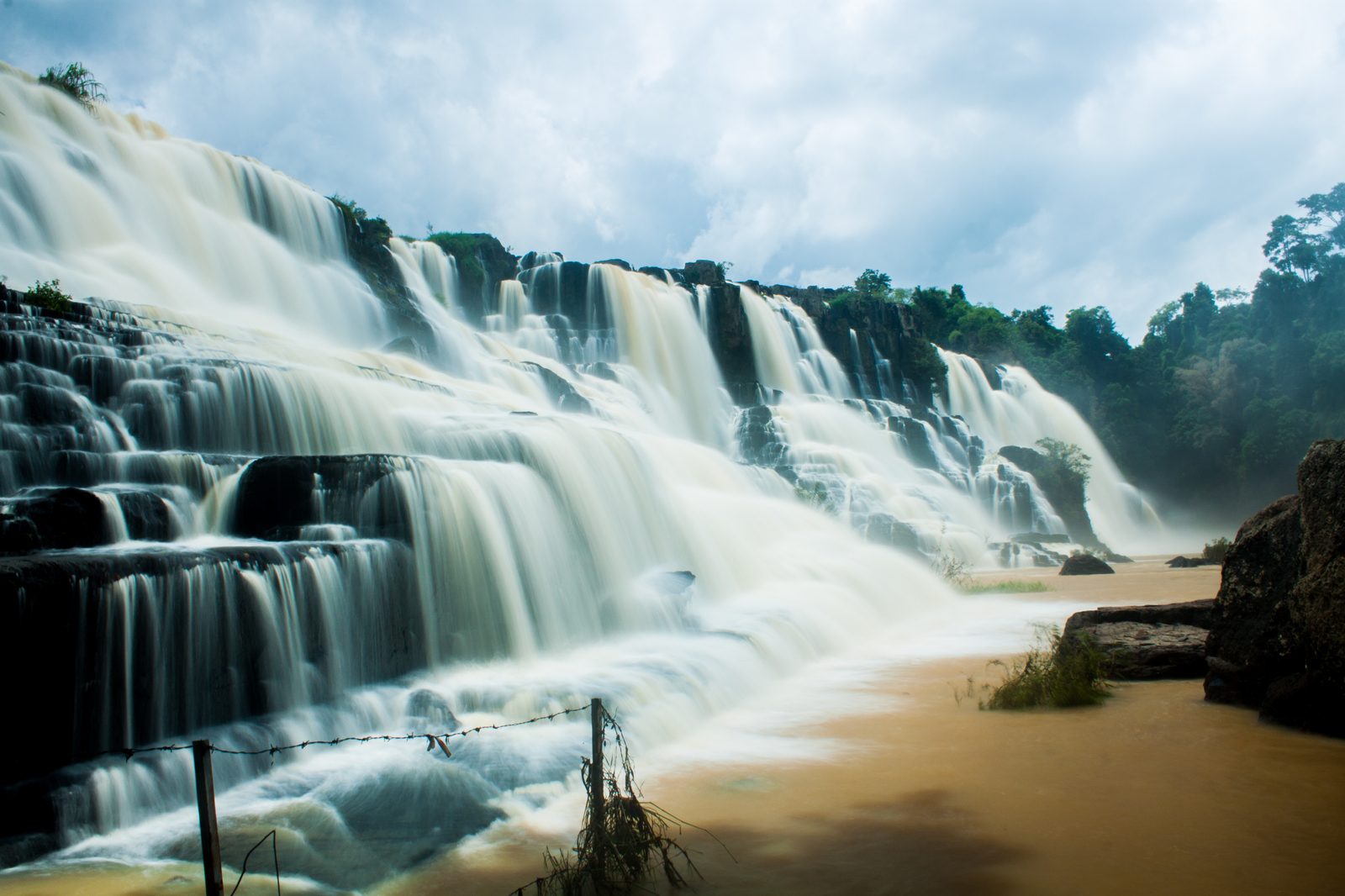 Waterfalls and little desert of Vietnam. Motorcycle trip through Vietnam. Part 4 - My, Dalat, Waterfall, Vietnam, Video, Longpost