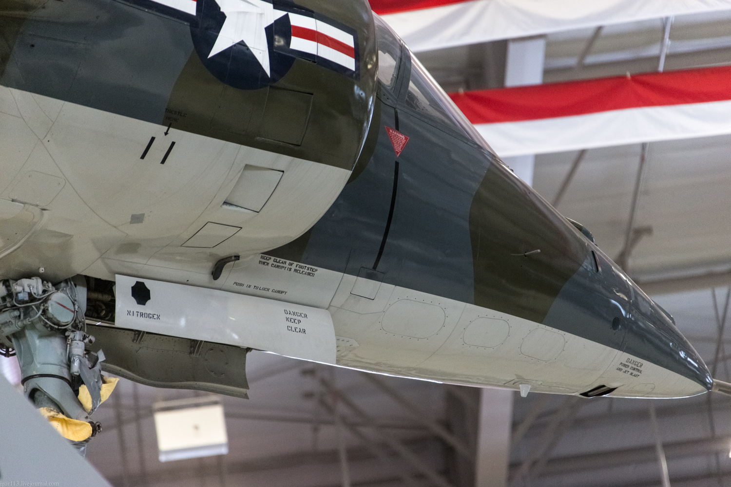 Museum in Pensacola: McDonnell Douglas AV-8C Harrier attack aircraft and its cockpit. - Airplane, Harrier, Museum, Longpost