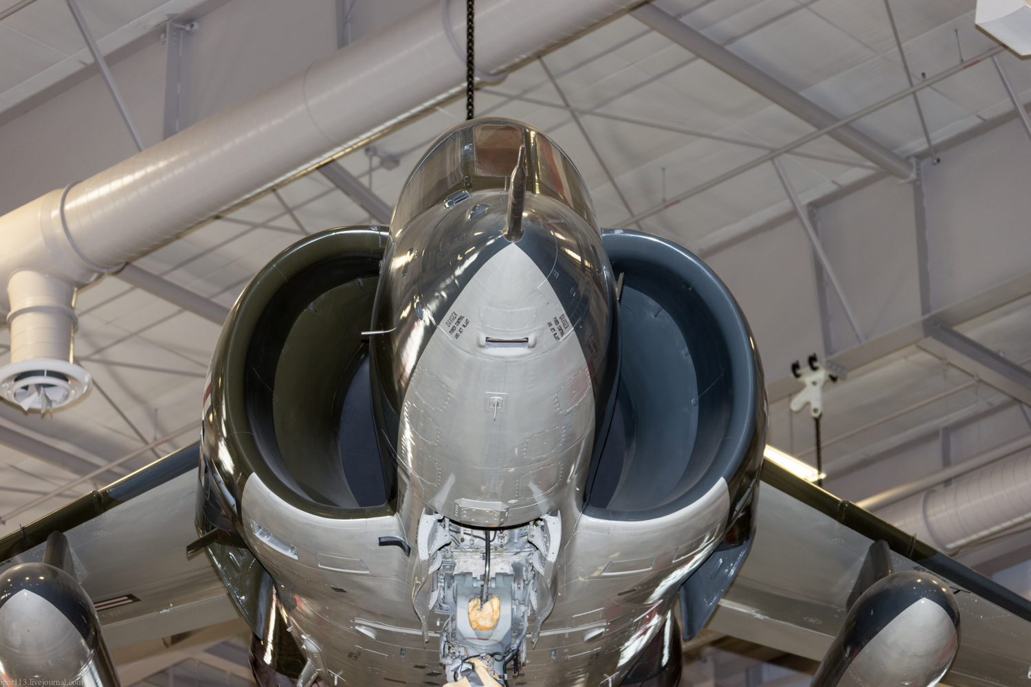 Museum in Pensacola: McDonnell Douglas AV-8C Harrier attack aircraft and its cockpit. - Airplane, Harrier, Museum, Longpost