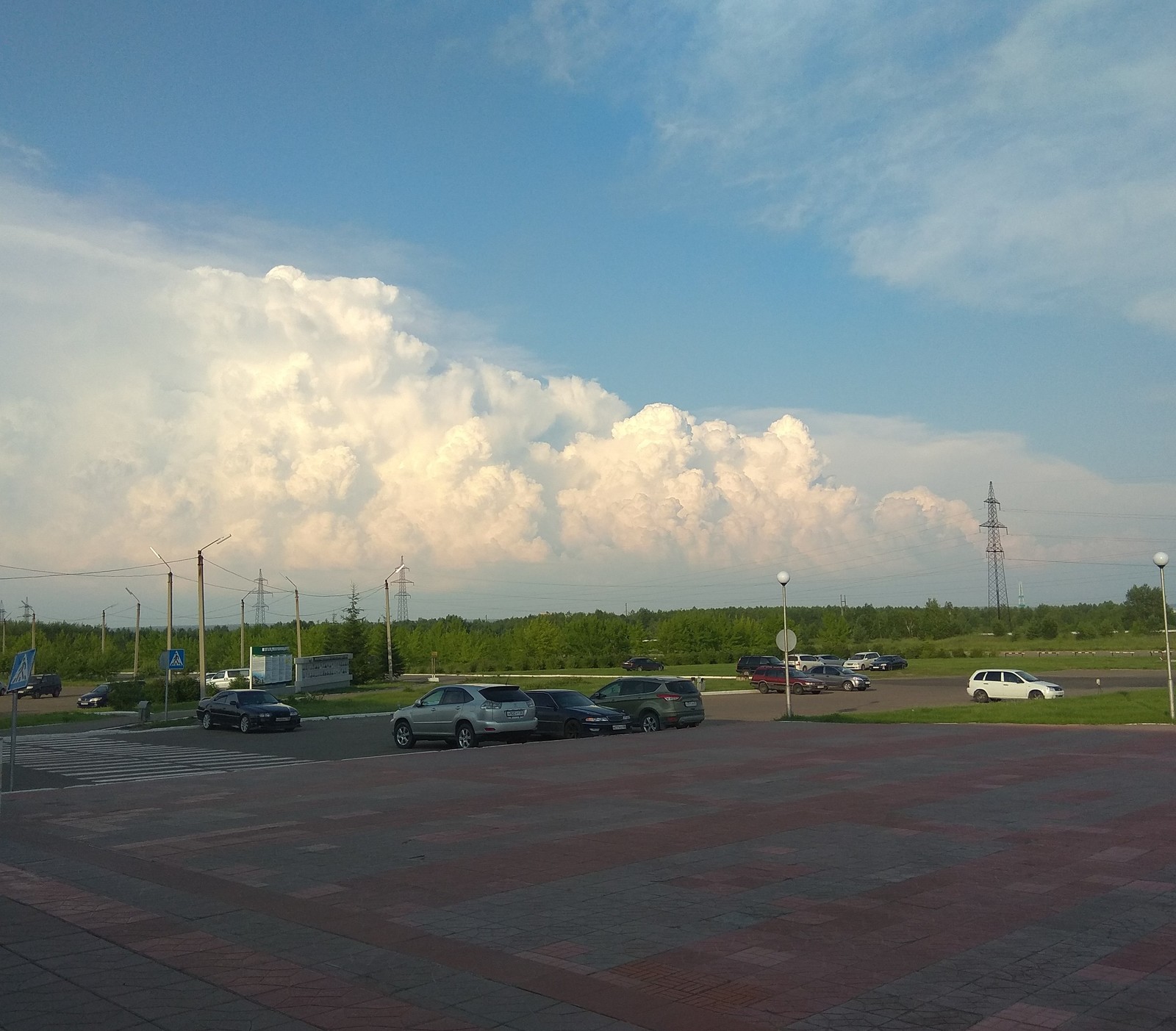 It seems the rain is starting. - My, The clouds, Thunderstorm, Rain, Sayansk