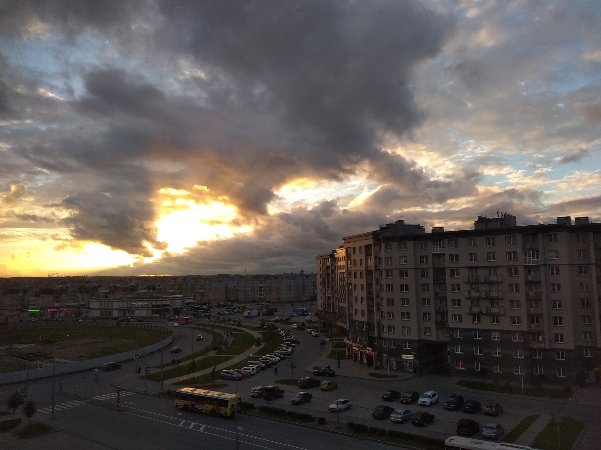 А из нашего окна... - Моё, Фотография, Вид из окна, Фото на тапок, Закат, Длиннопост