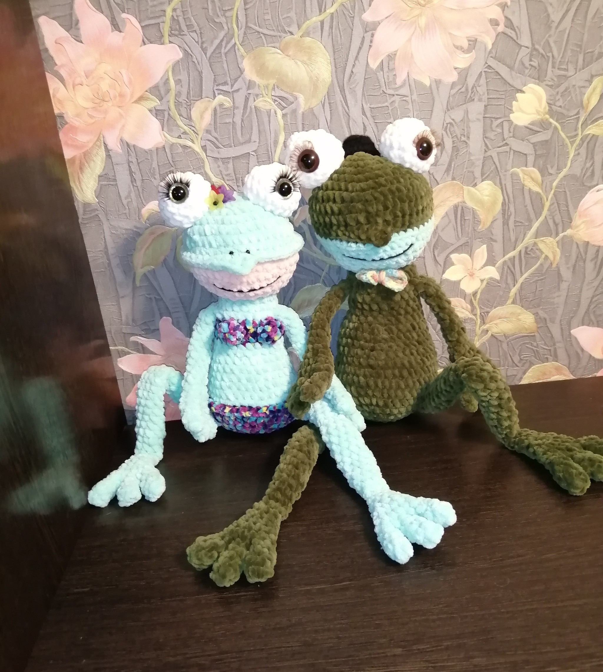 Frogs in love - My, Toys, Needlework without process, Amigurumi, Frogs, Longpost