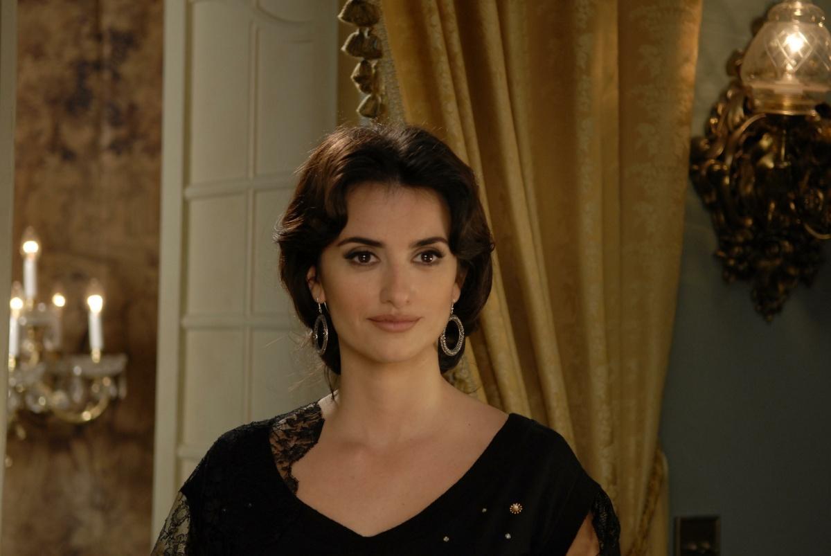 How did Penelope Cruz change during her acting career. - Hollywood stars, Penelope Cruz, Then and now, After some time, Movies, Longpost, Celebrities, It Was-It Was, After years
