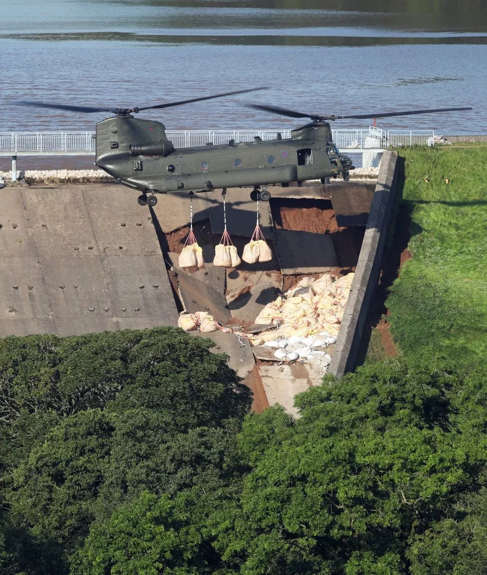 Chinook with bags - Helicopter, , Element, Longpost, Video, Boeing ch-47 Chinook