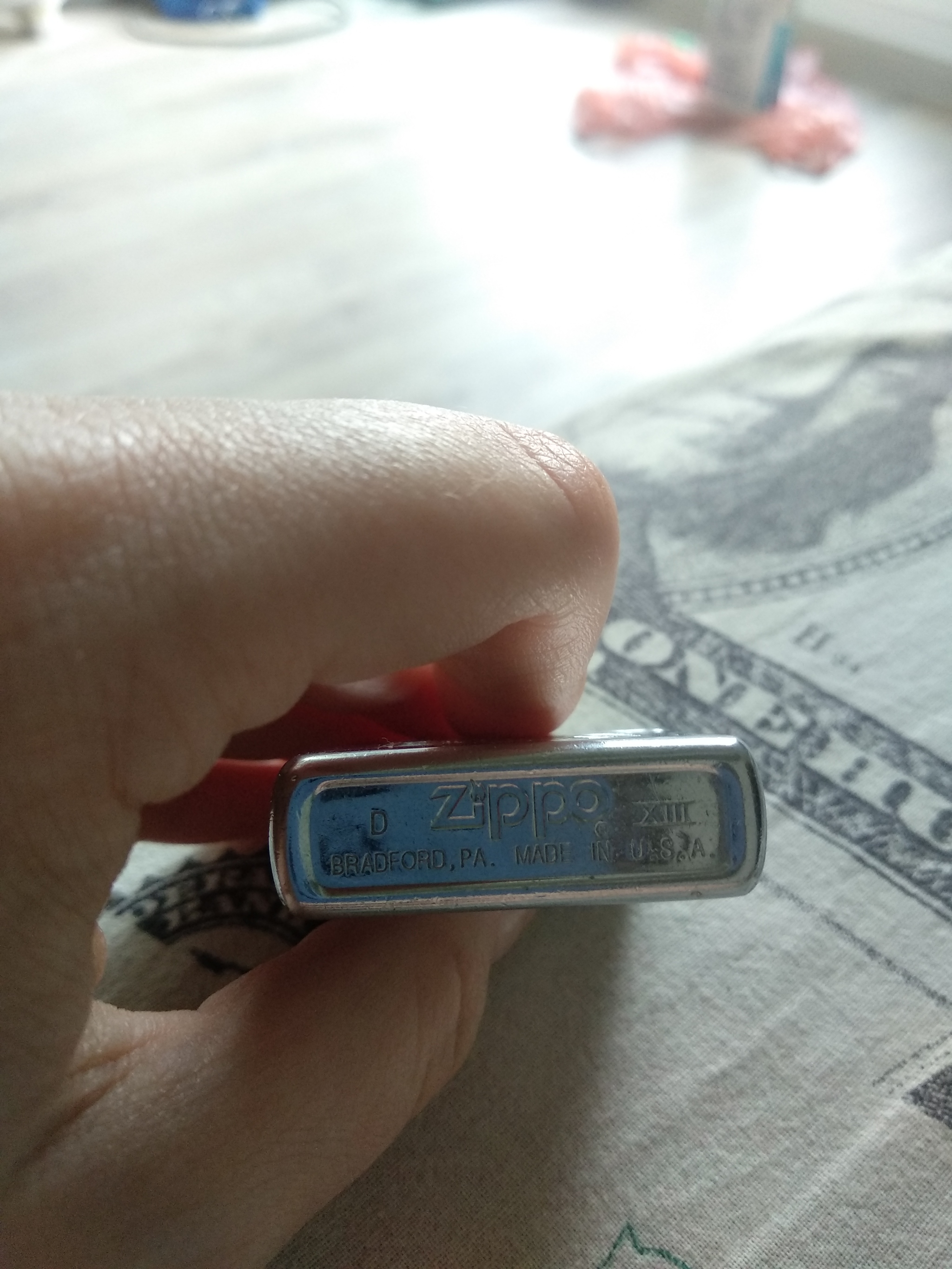 Помогите узнать стоимость этой зажигалки zippo | Пикабу