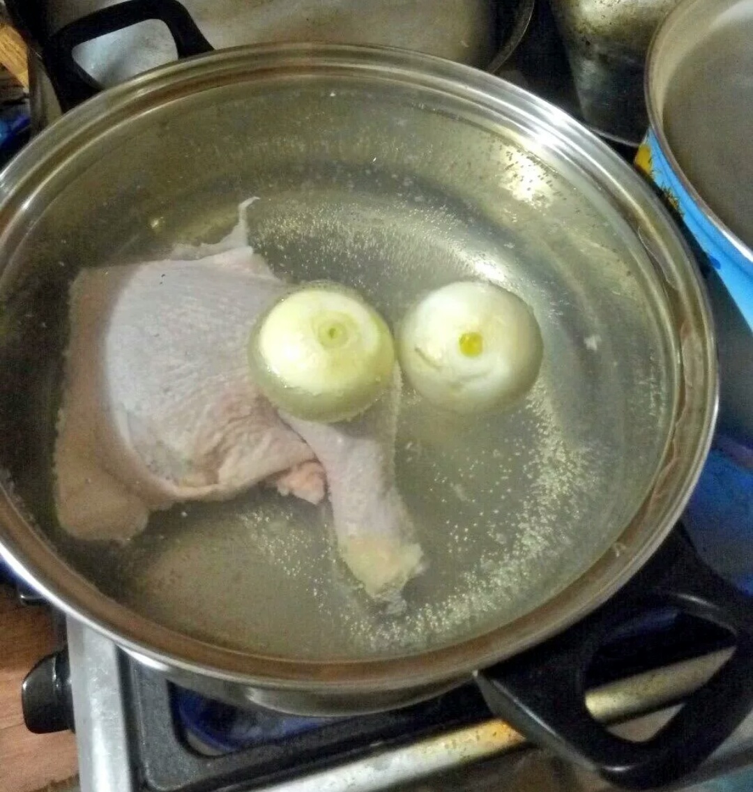 Gratuti - Hen, Onion, It seemed, Pareidolia, From the network