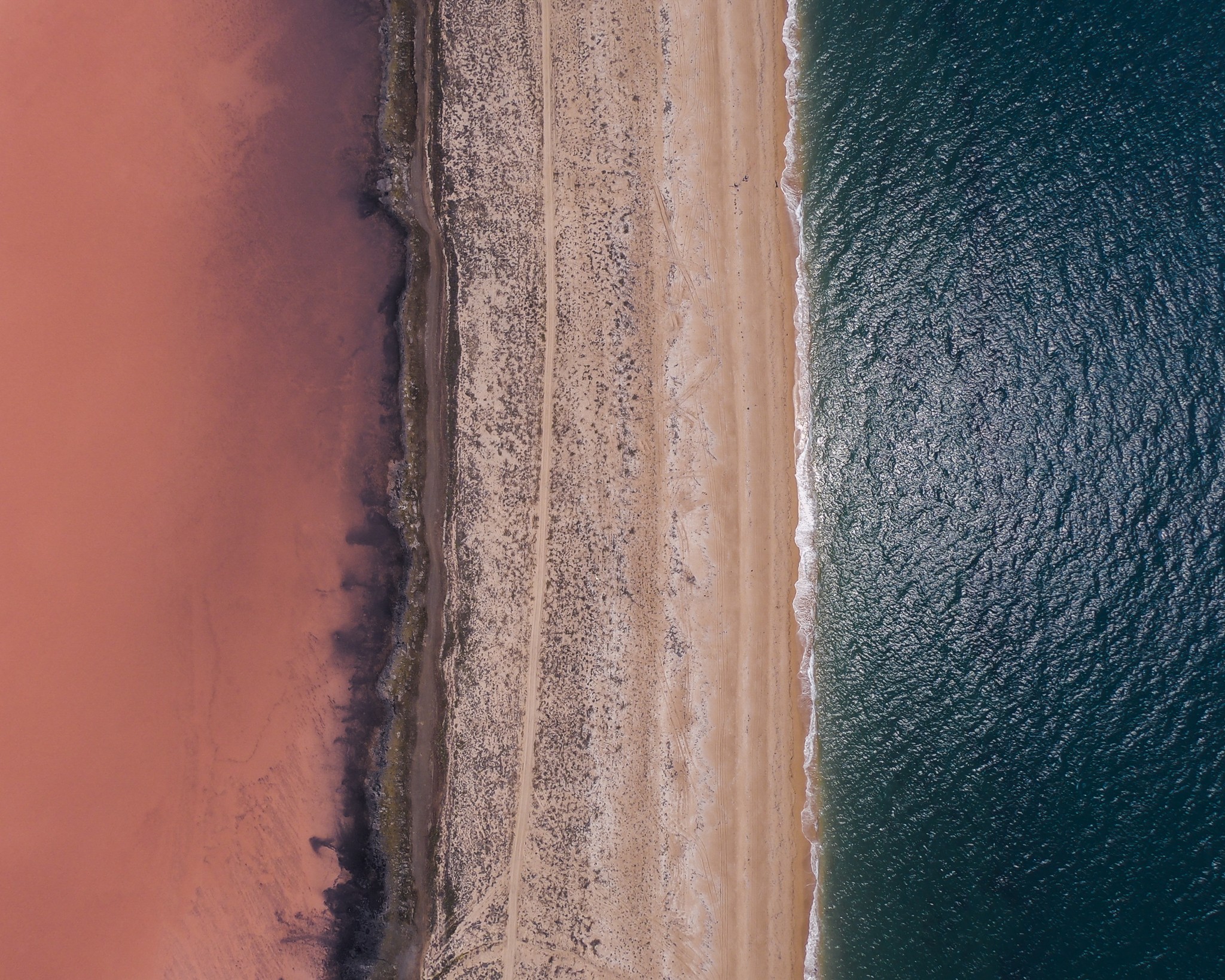 Contrasting colors of Lake Koyashskoye and the Black Sea - My, Crimea, Koyashskoye, GoPRO, Lake, The photo, Quadcopter