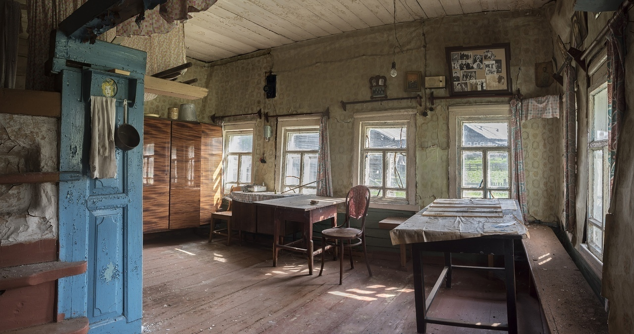 abandoned house, - The photo, House, Old man, Longpost