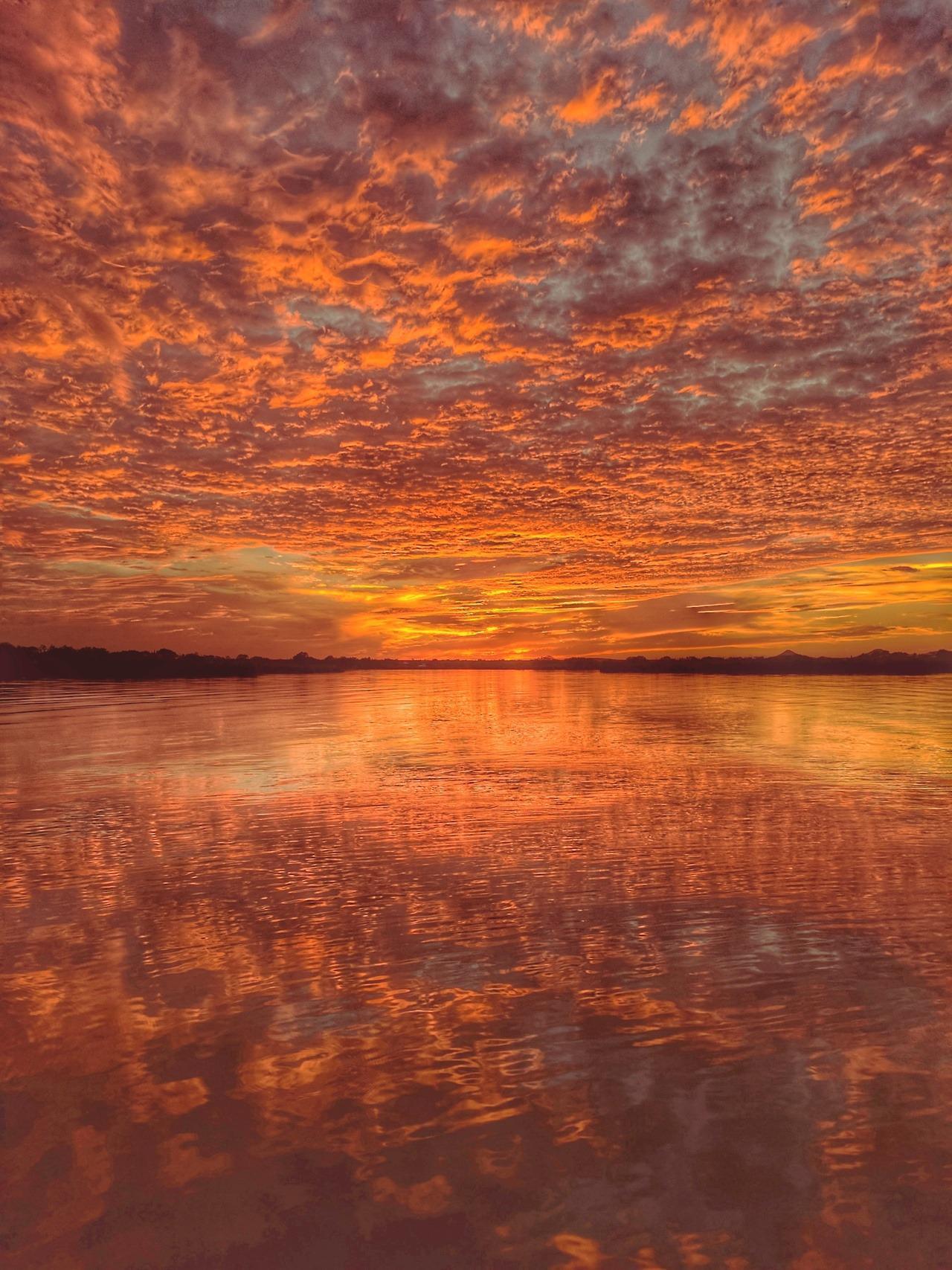 Sunset on the lake - Lake, Sunset, Sky, Clouds, Reflection, Water, The photo, Nature