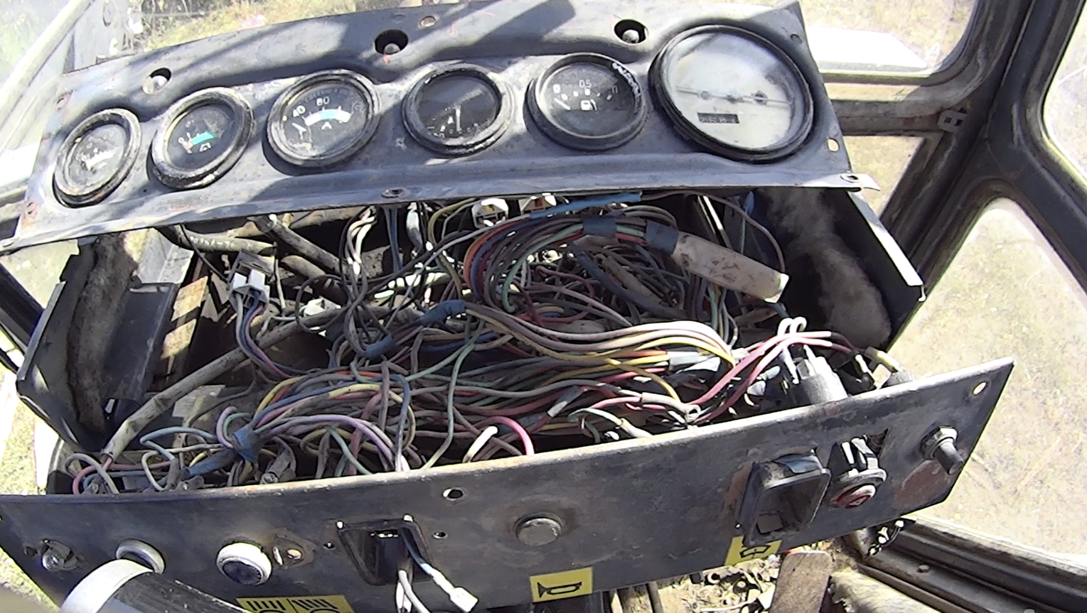 How rural hackers break into a collective farm tractor. - My, Hackers, Tractor, Arduino, GIF, Video, Longpost