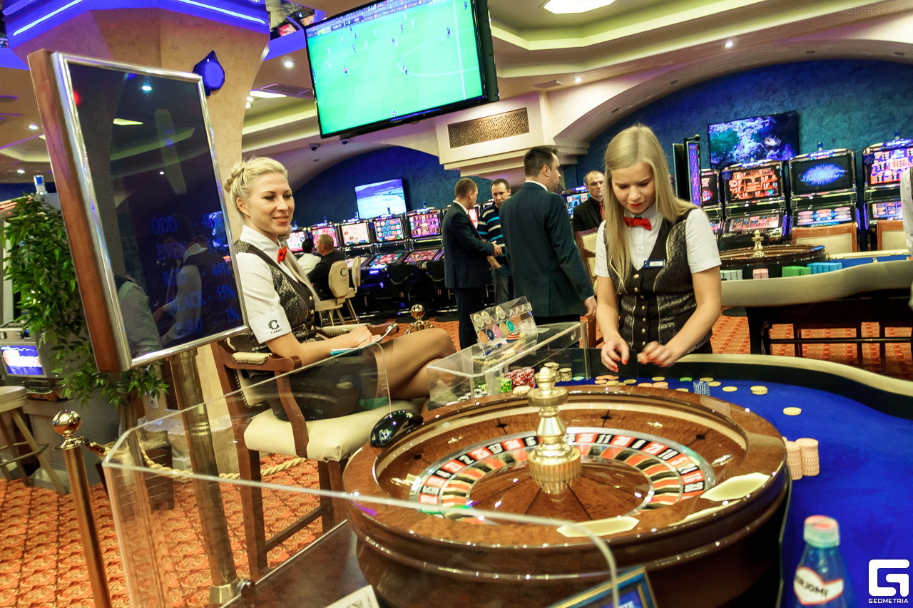 Работа в казино без опыта в минске казино чемпион надежное онлайн заведение