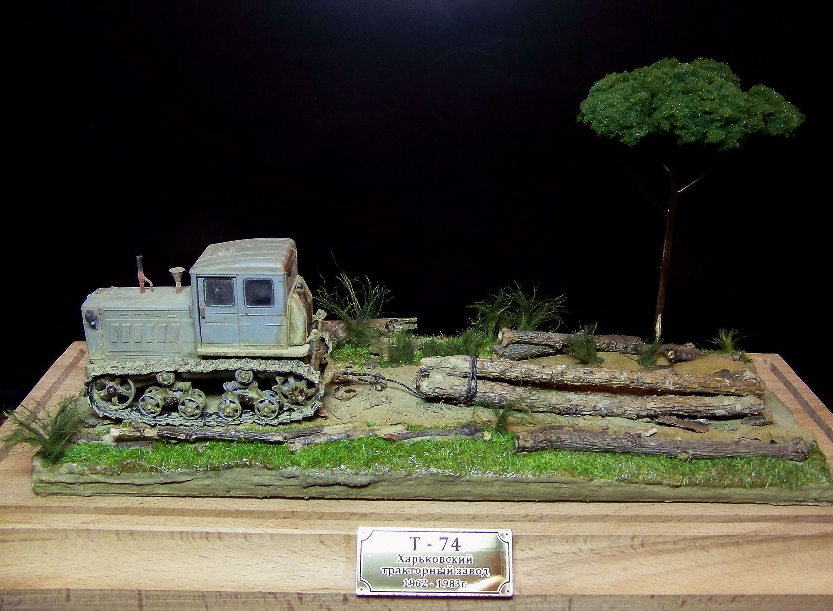 T-74 caterpillar tractor - My, 1:43, Tractor, Caterpillar, Diorama, Longpost