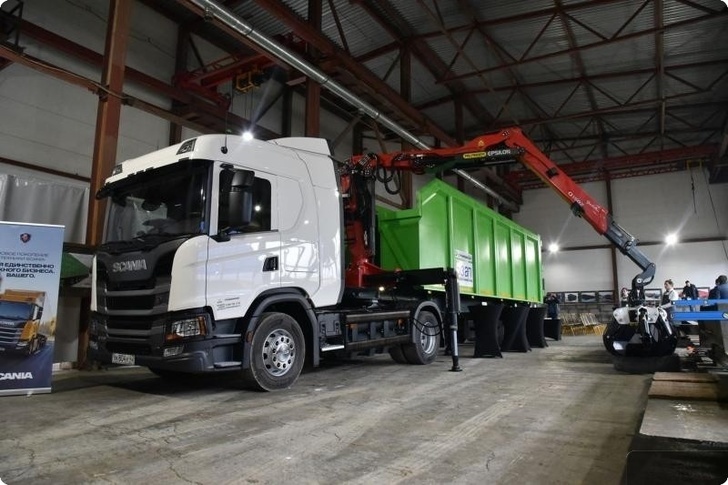 A plant in the Sverdlovsk region opened a new workshop and began to produce the first super scrap trucks in Russia - Import substitution, Sverdlovsk region, Trailer, Technics, Longpost