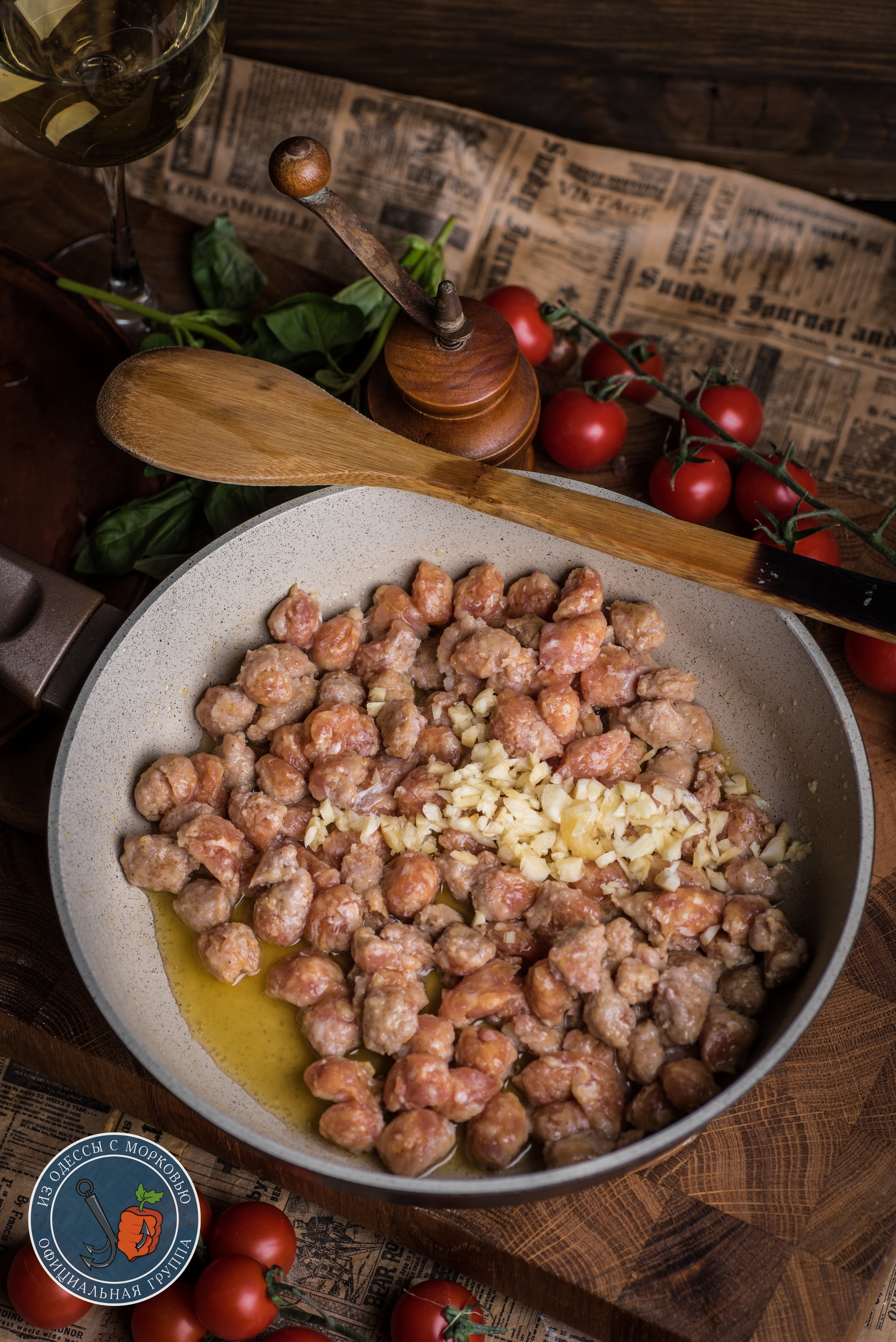 Ригатони с колбасками и томатным соусом. Вселенная: Кухня Семьи Сопрано - Моё, Из Одессы с морковью, Кулинария, Еда, Рецепт, Фотография, Длиннопост, Клан Сопрано