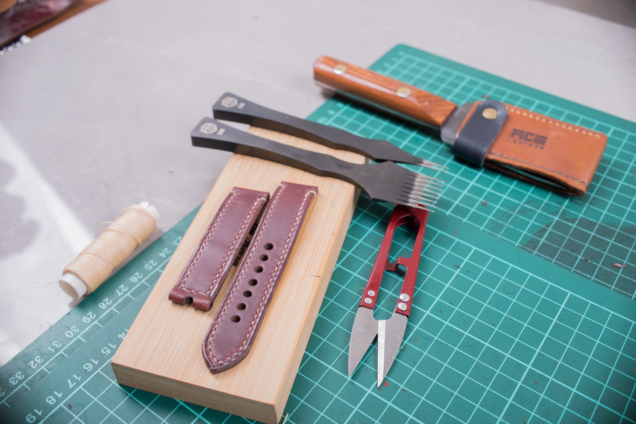 Watch strap for Swiss Military - My, Leather, Strap, Longpost, Needlework with process