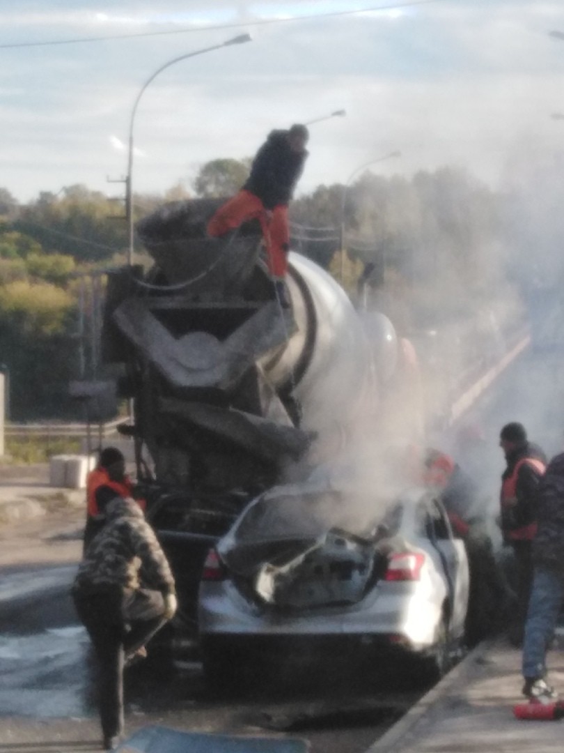 В Тверской области у автомобиля взорвался газовый баллон. | Пикабу