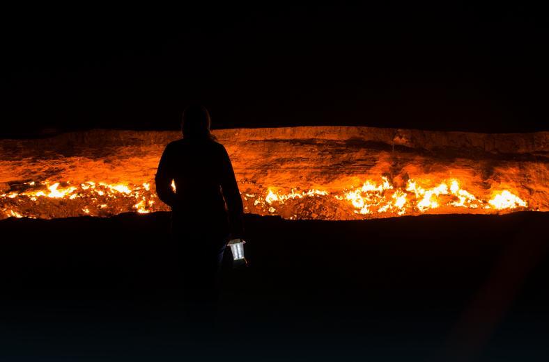 The famous Door to Hell crater - Travels, Tourism