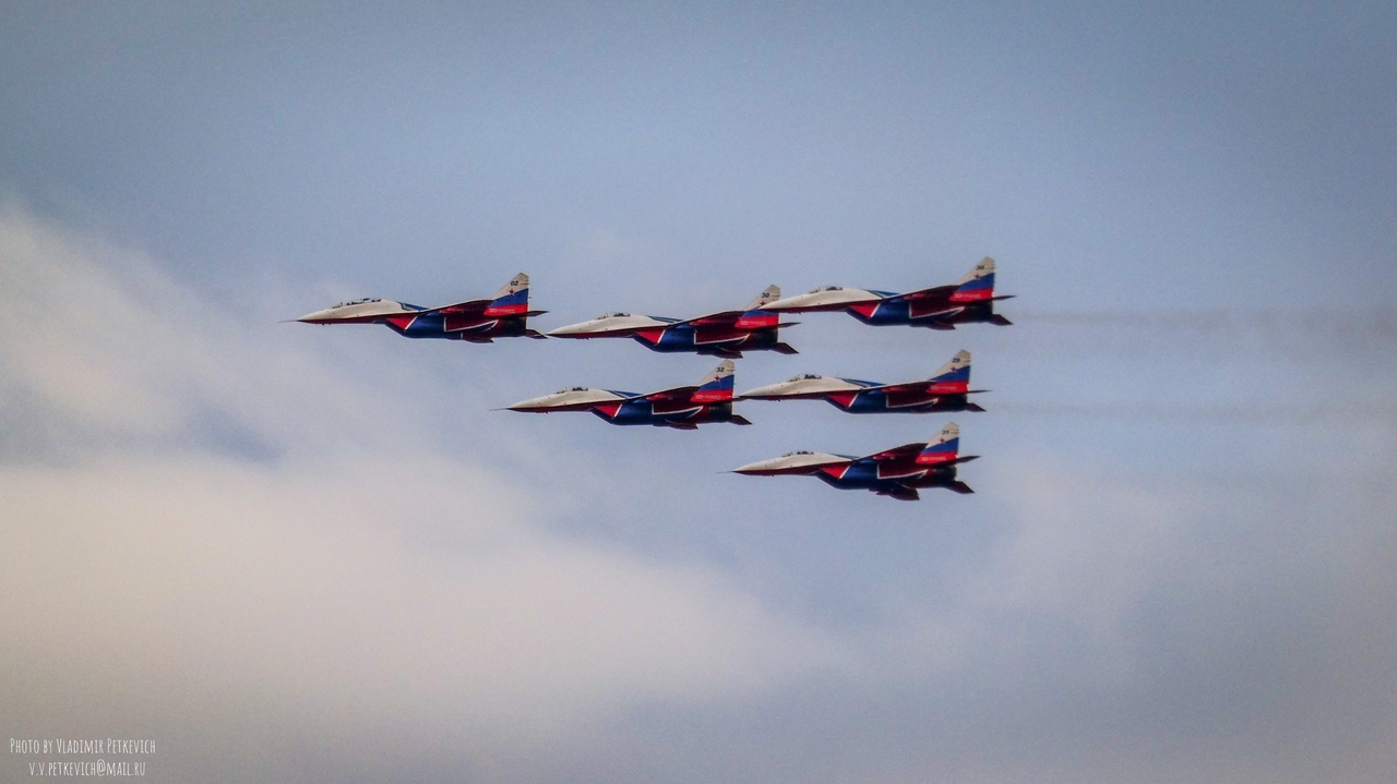 Swifts over the waters of the Kola Bay, Murmansk. - MiG-29, Aviation, Murmansk, Arctic, Swift, Longpost