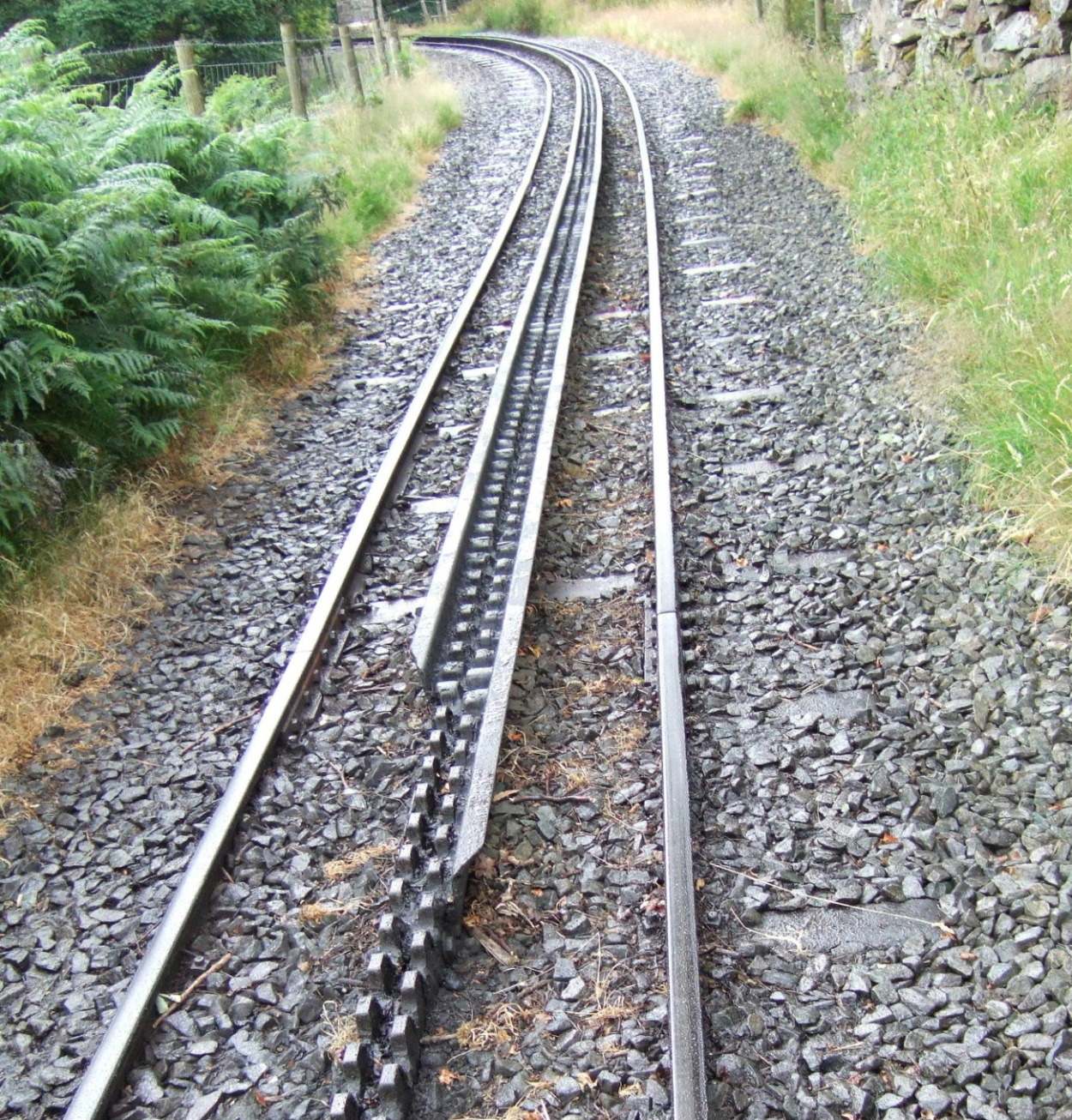 Snowdon Mountain Railway. - Railway, Gear rail, Mountain road, England, Longpost, Video