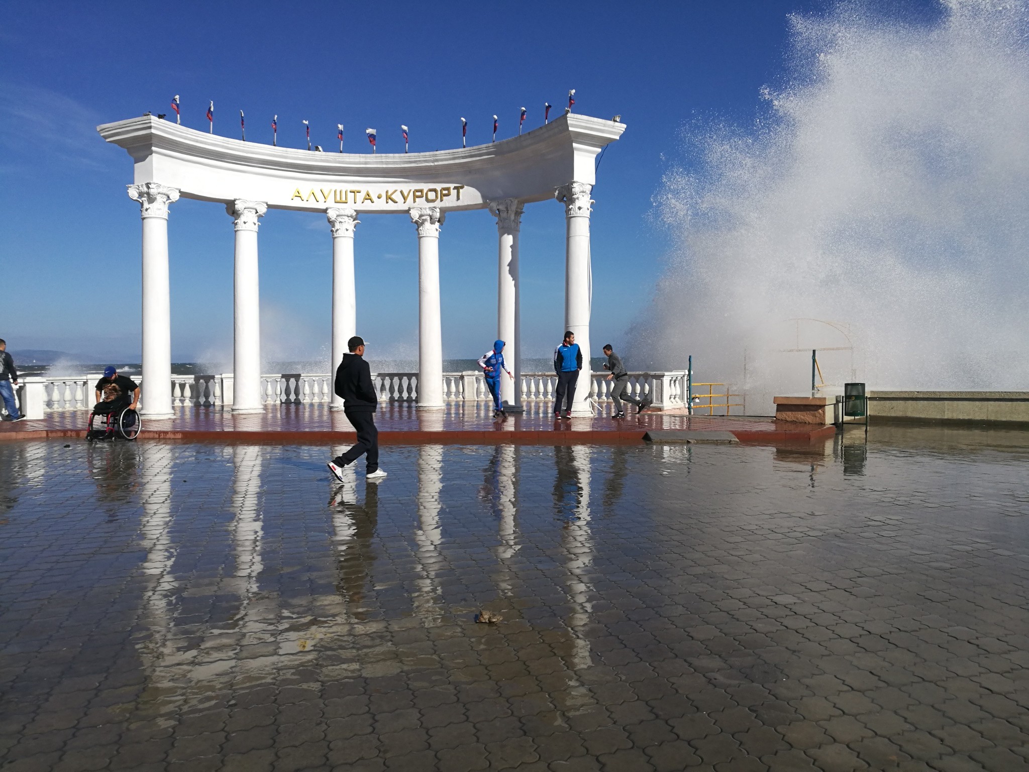 Alushta in a storm - My, Alushta, Sea, Storm, beauty, Crimea, Longpost