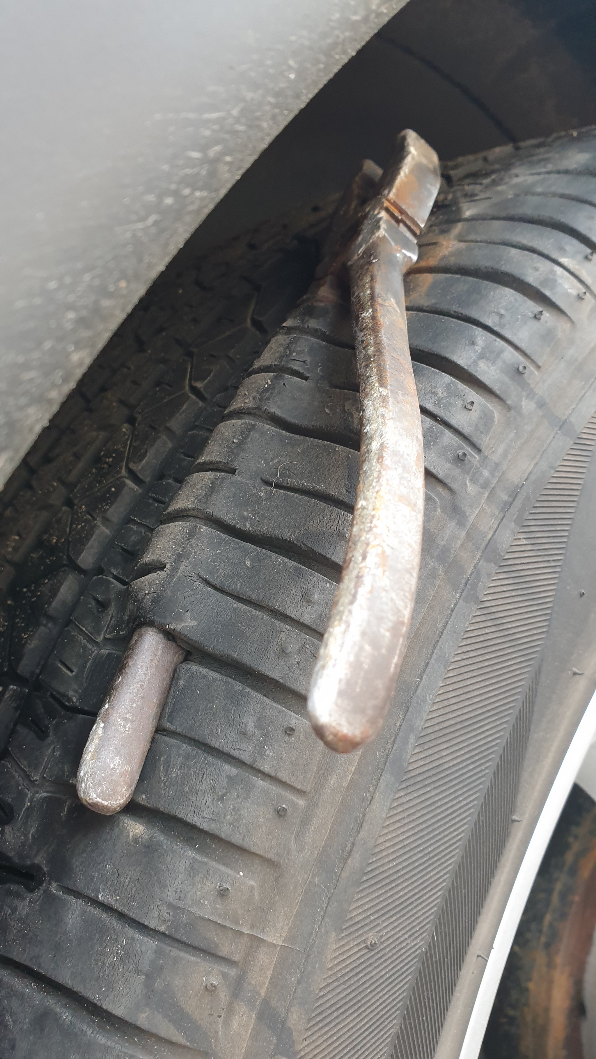 This is the first time I've seen this, a tire puncture. - My, Tire service, Auto, Longpost