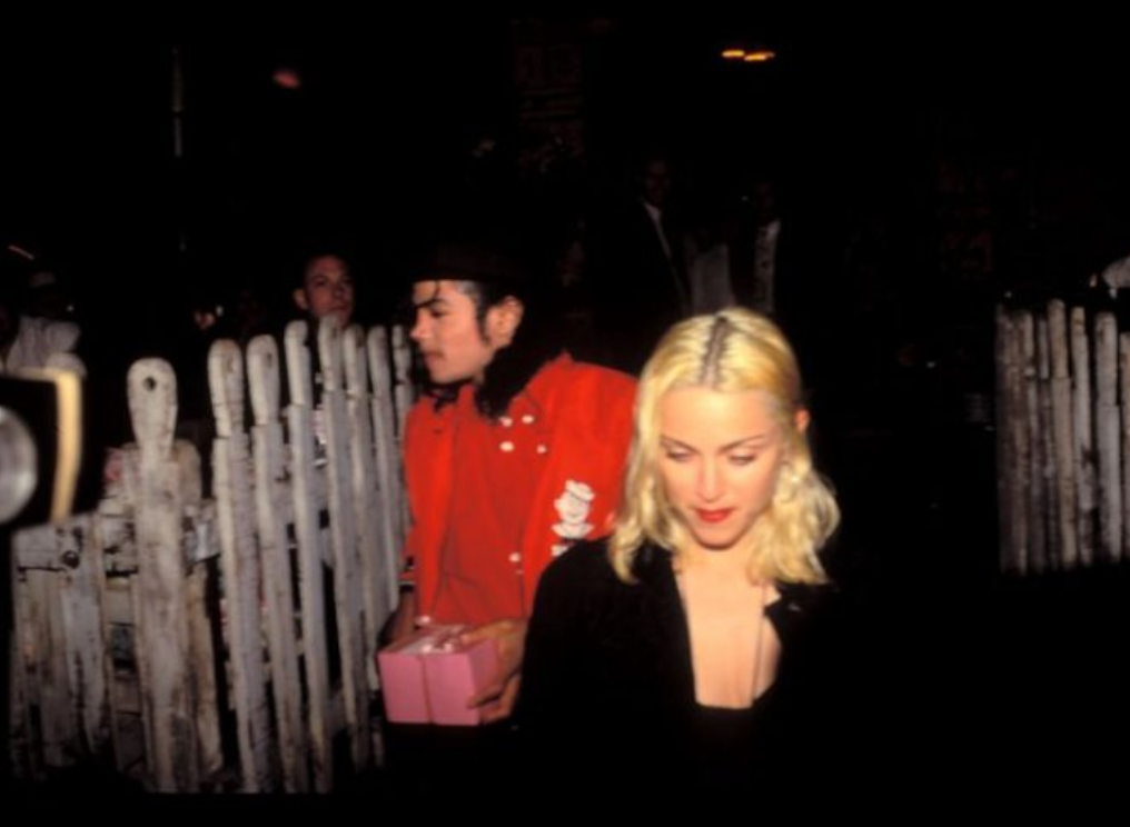 Photos of Michael Jackson and Madonna outside the Ivy Restaurant, Beverly Hills, 1991 - Celebrities, The photo, Michael Jackson, Madonna, Longpost