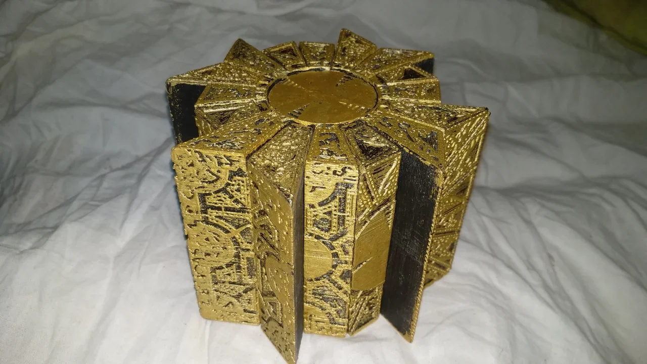 Lemarchand's box. My version - My, Lemarshan casket, Hellraiser, 3D printer, 3D modeling, crazy hands, Longpost, Photo on sneaker