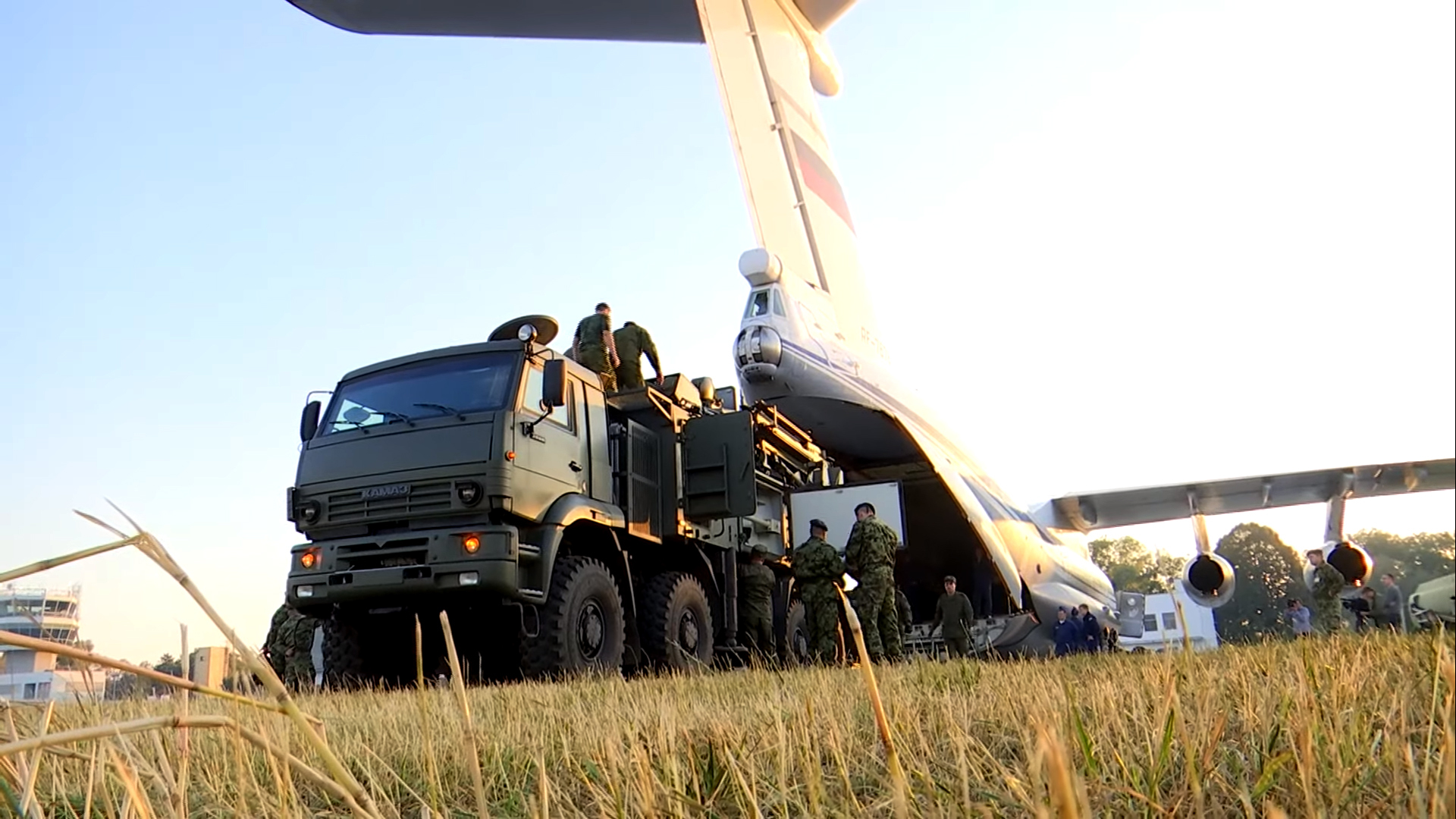 The S-400 Triumph division was deployed to Serbia for the second stage exercises Slavic Shield - 2019 - My, Shell-C1, Zrk s-400, s-400, Air defense, Military training, Video, Army