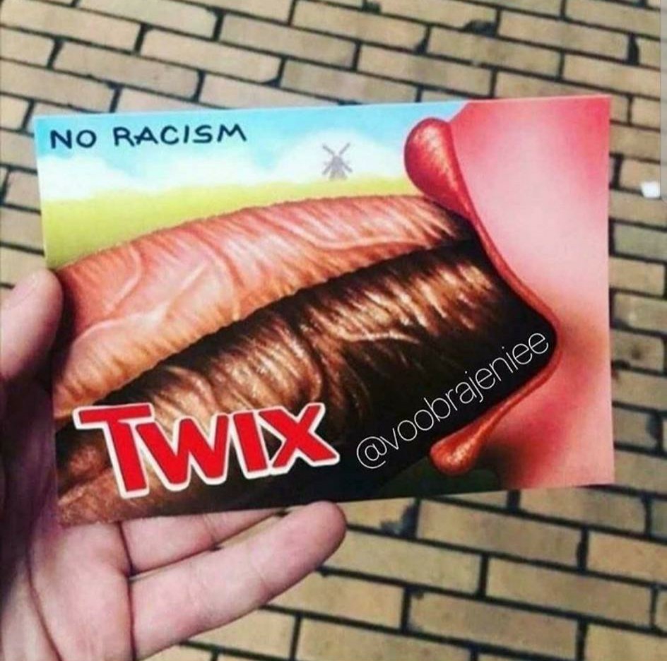 Pause - NSFW, Twix, Chocolate