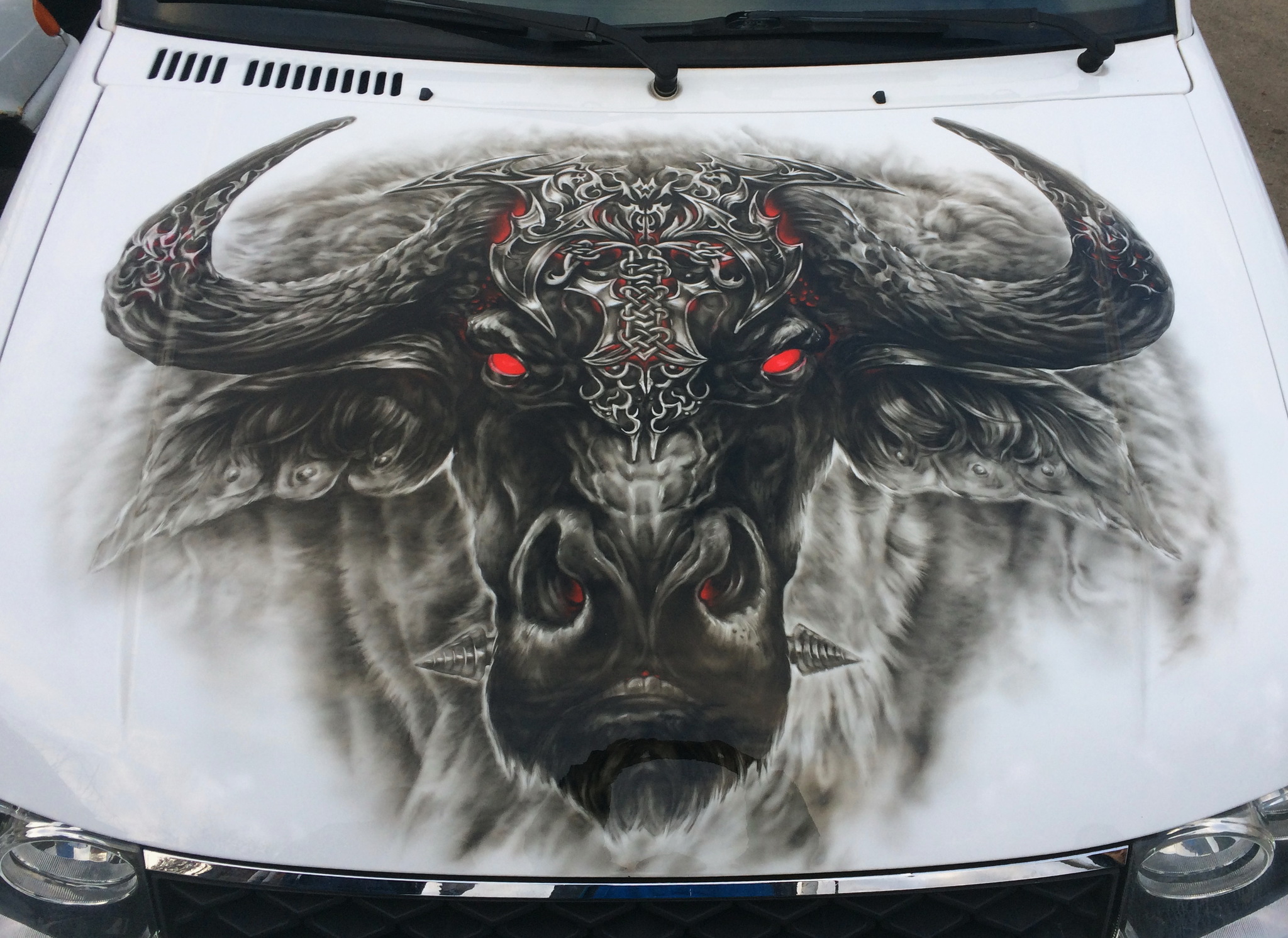 Aerography on the hood of a UAZ, bull)) (process in photo) - My, Airbrushing, Tyumen, Art, Bull, Tyumenaero, Longpost, UAZ