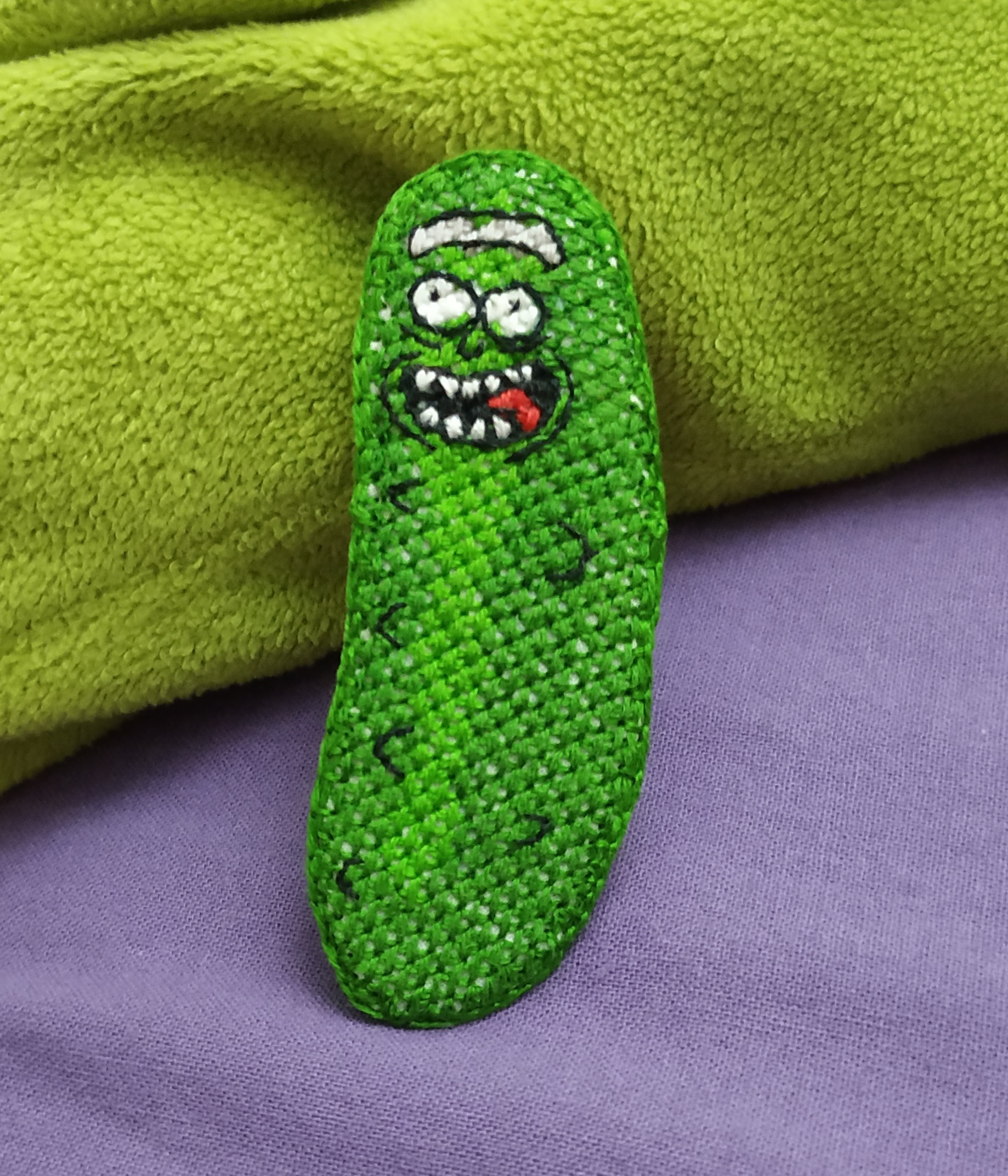 Flip the pickle, Morty! My first brooch based on Rick and Morty. - My, Longpost, Needlework with process, Brooch, Rick and Morty, Embroidery, Rick gherkin