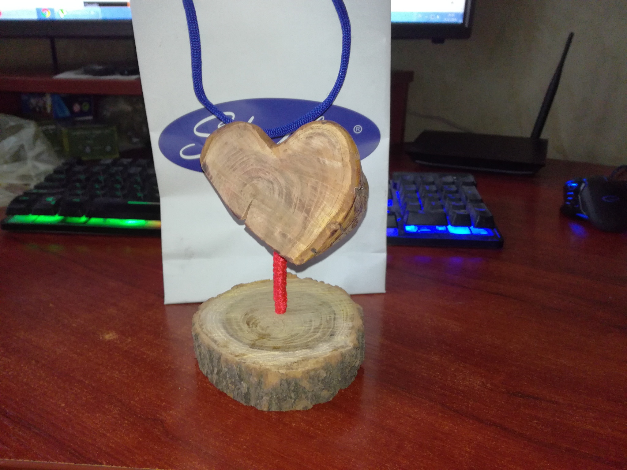 There was nothing to do..... - My, Tree, Crafts, Longpost, Wood products, Heart