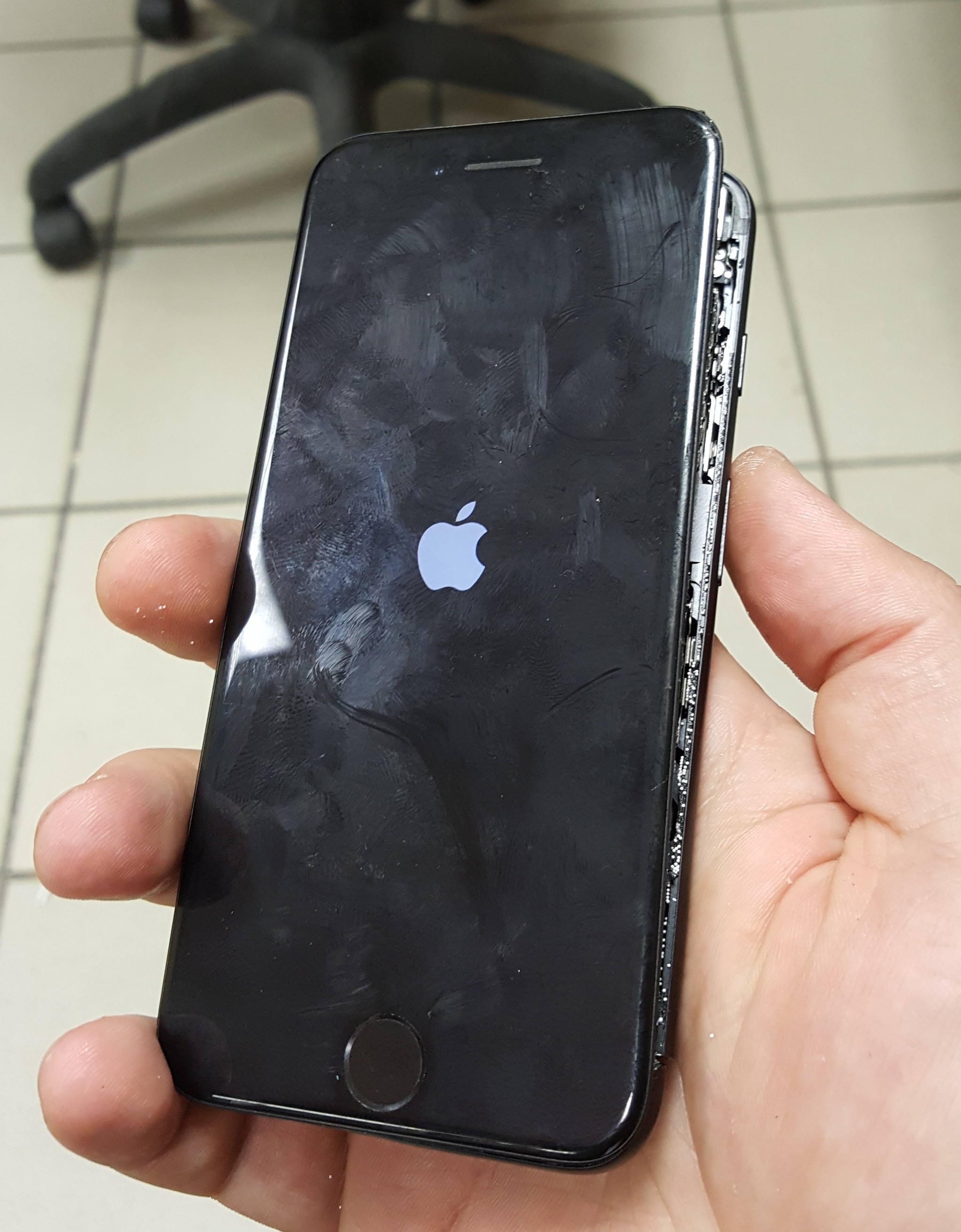 Iphone 7 heats up and reboots on an apple - My, Repair, iPhone, Service center, Longpost