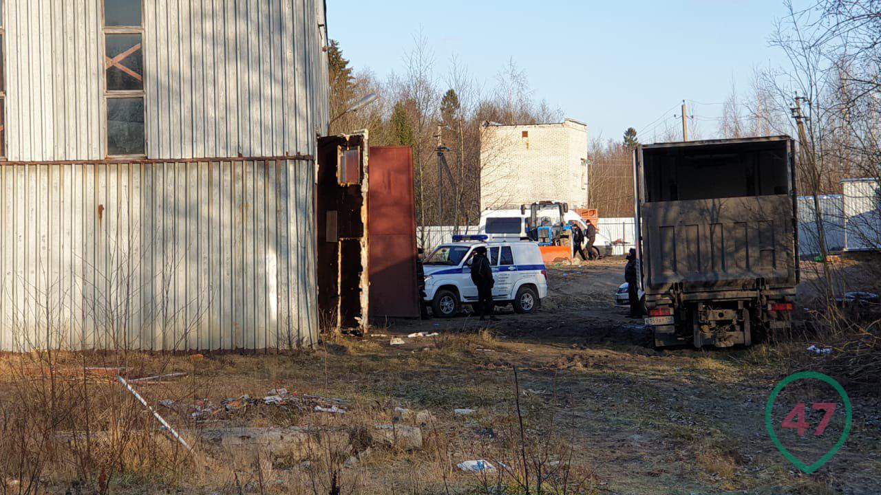 Rural district police officer Dmitry Petrov “covered” the largest drug factory in Russia with tons of drugs worth several billion rubles - Police, Drugs, Russia, Video, Longpost