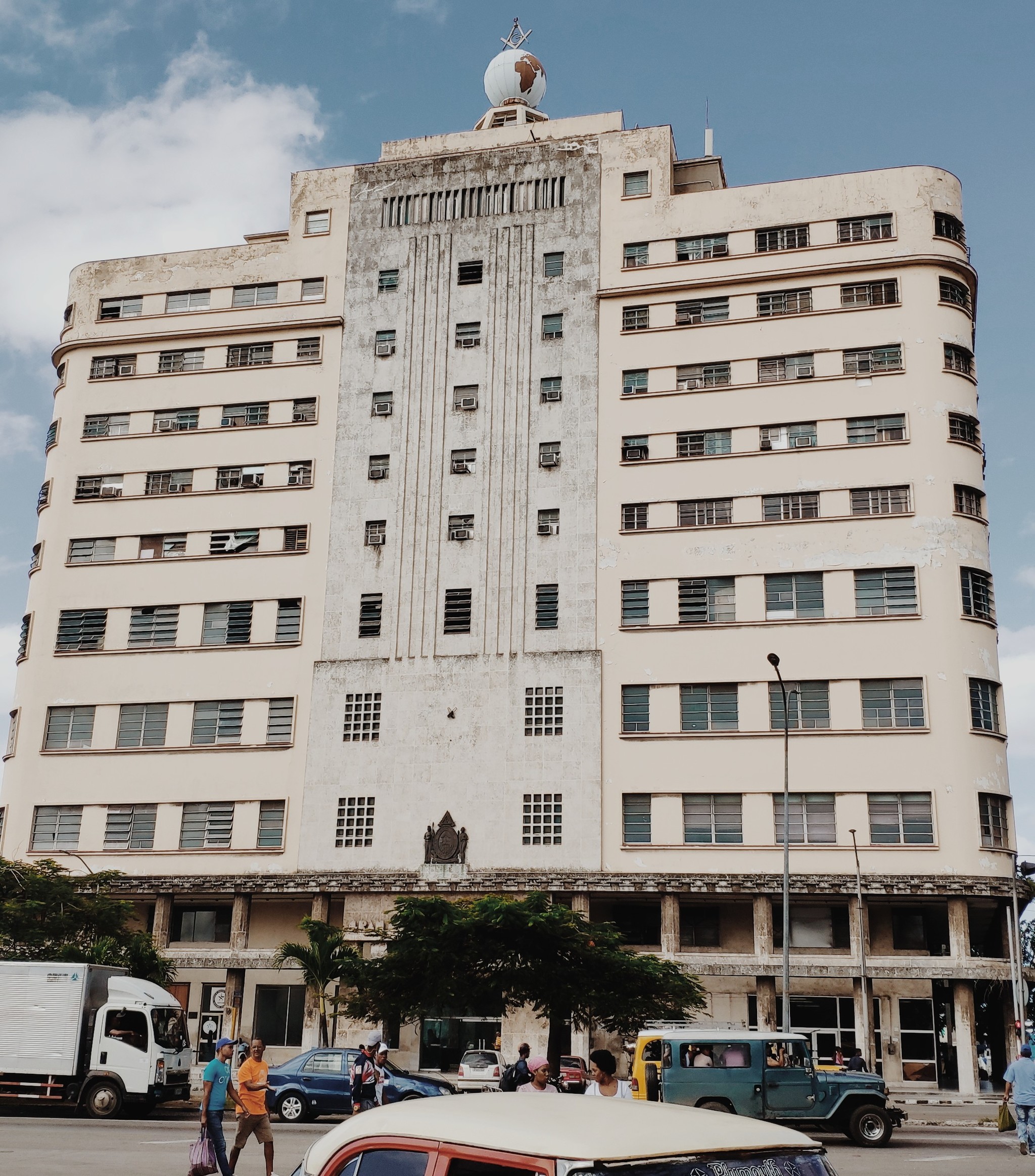 Cuba. State cows/Masons/Salaries - My, Cuba, Havana, Travels, Masons, Longpost