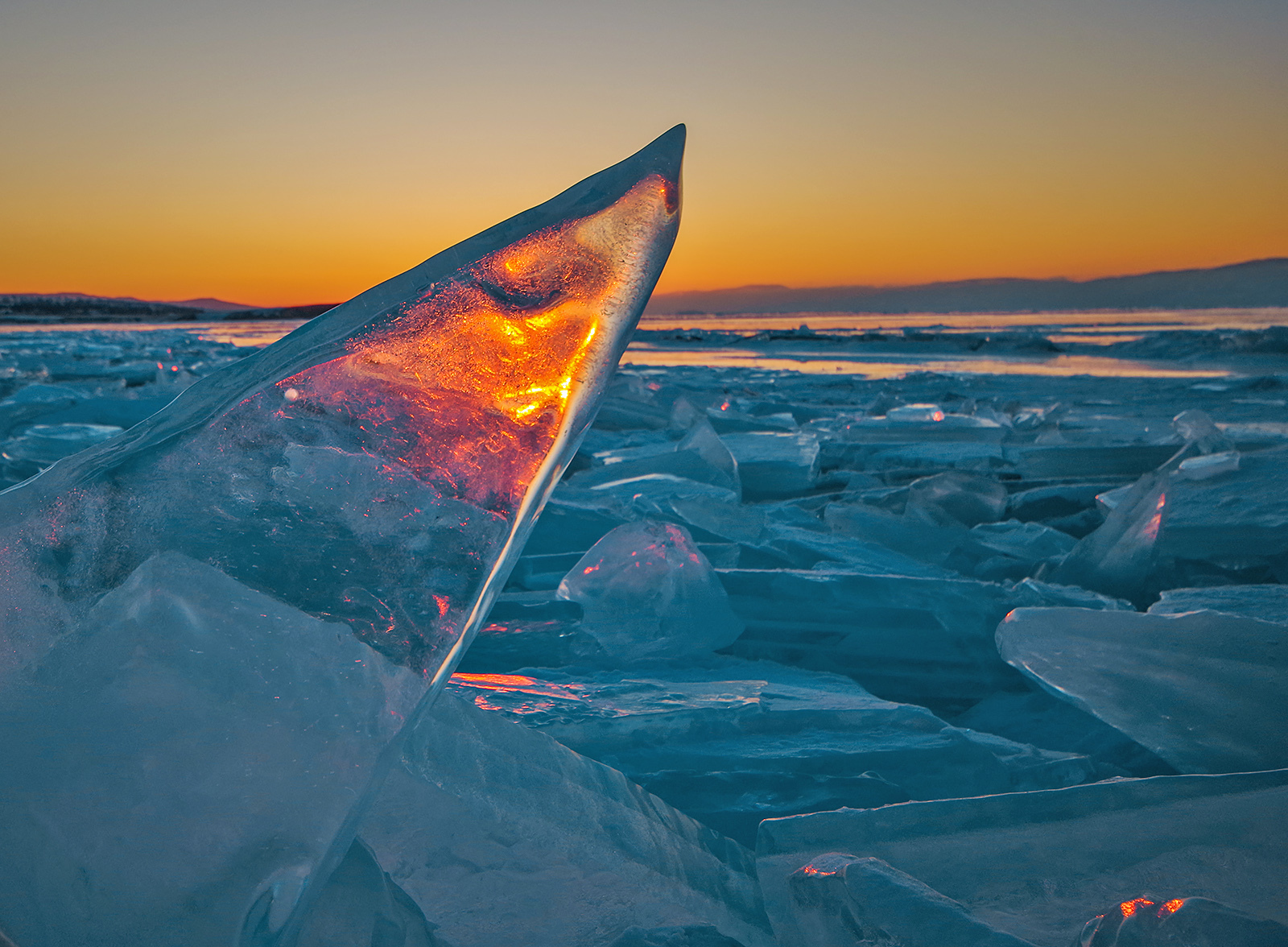 Games of light at dawn - My, Baikal, Travels, Michael, Winter, Holidays in Russia, Photo tour, The photo, Longpost