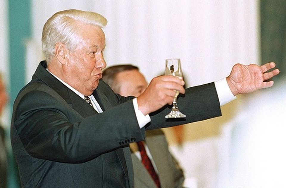 что потеряла Россия при правлении Бориса Ельцина. Горькая «царская эпоха», которую пережили русские