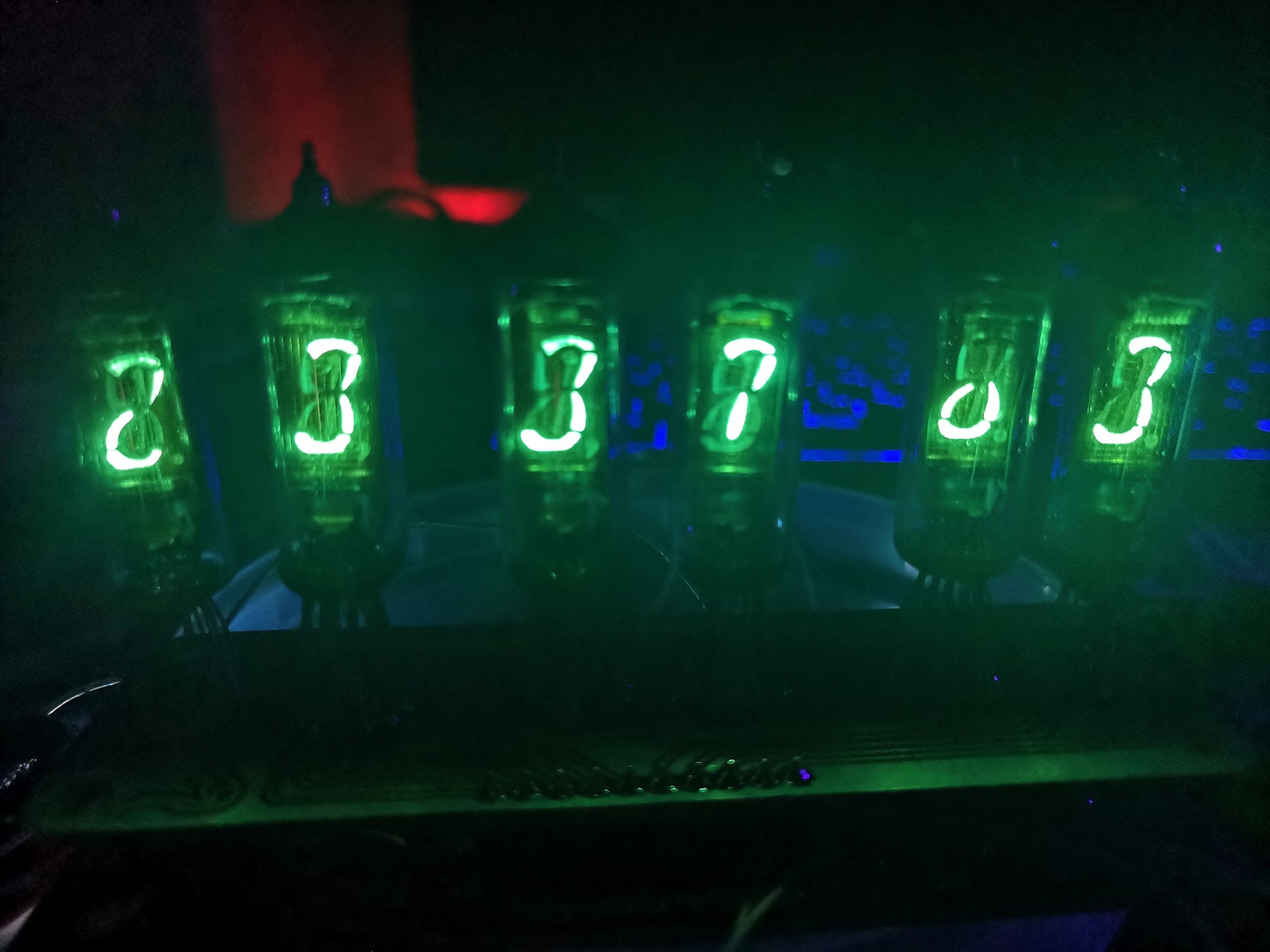 Alien font of IV-2 lamps - My, Vacuum tubes, Lamp clock