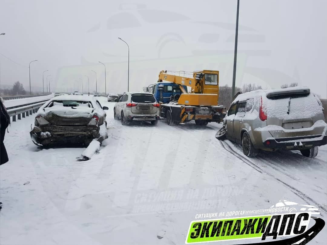 At least 80 cars were involved in an accident near Vladivostok - Vladivostok, Snow, Ice, Video, Longpost, Auto, Crash, Road accident