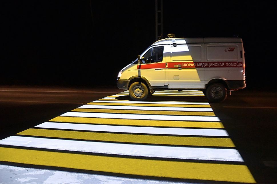 Projected pedestrian crossing - My, Crosswalk, Projection, Road safety, Longpost